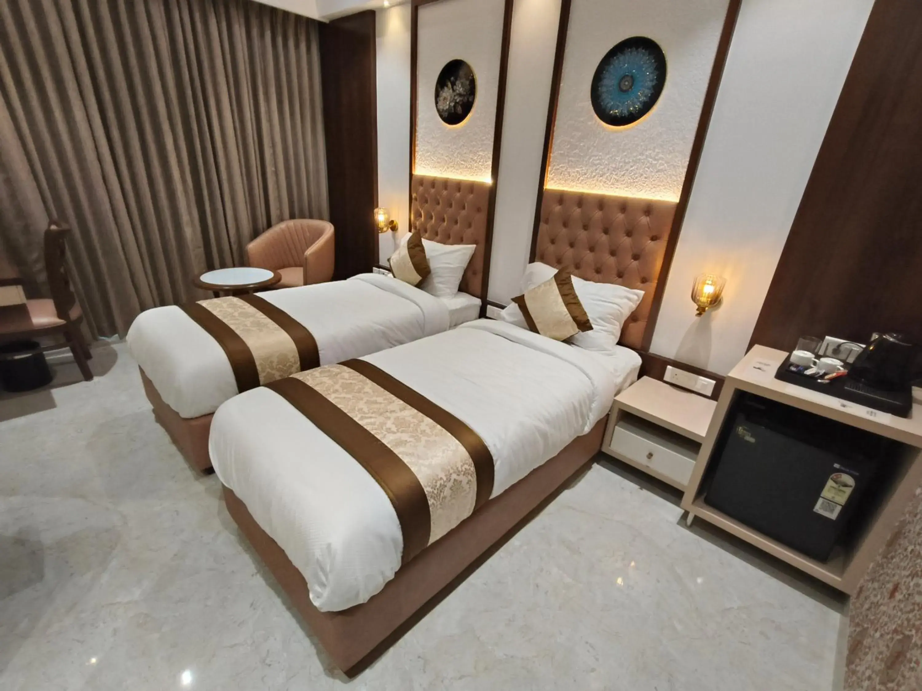 Bedroom, Bed in Hotel Sonesta Suites - Thane Bedroom, Bed in Hotel Sonesta Suites - Thane