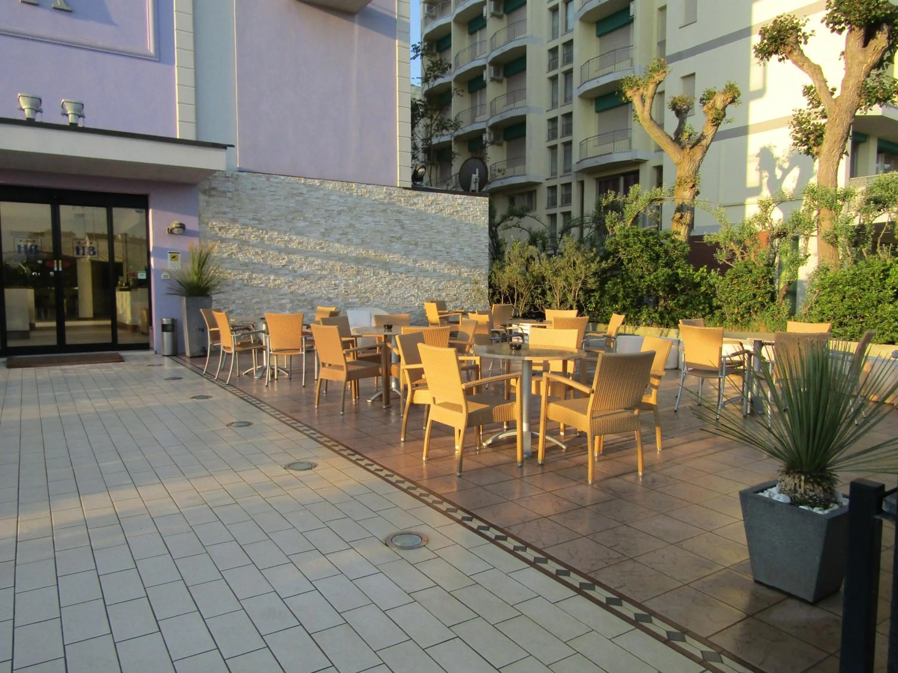 Property building in Hotel Baya - in centro, sul mare