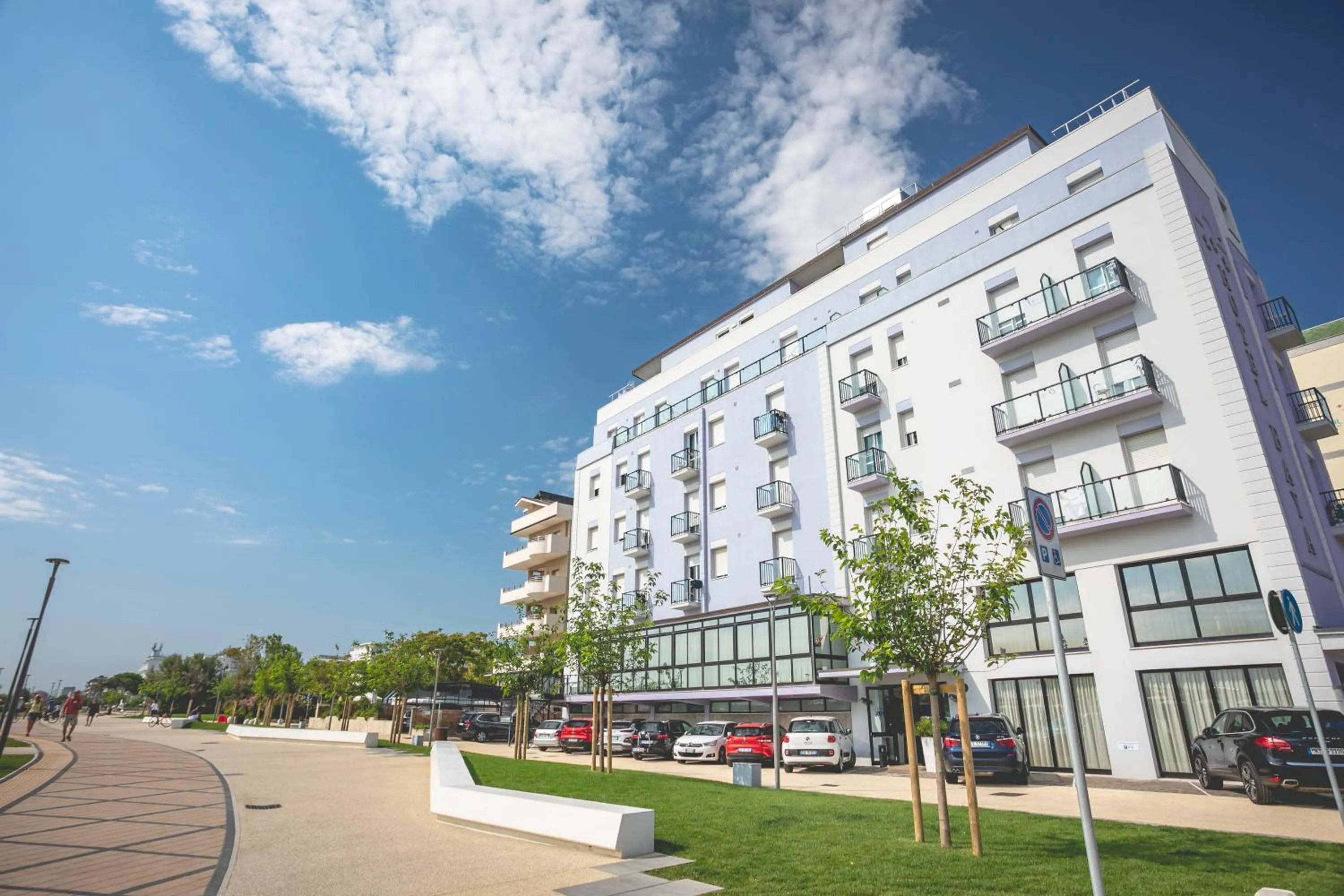 Facade/entrance in Hotel Baya - in centro, sul mare