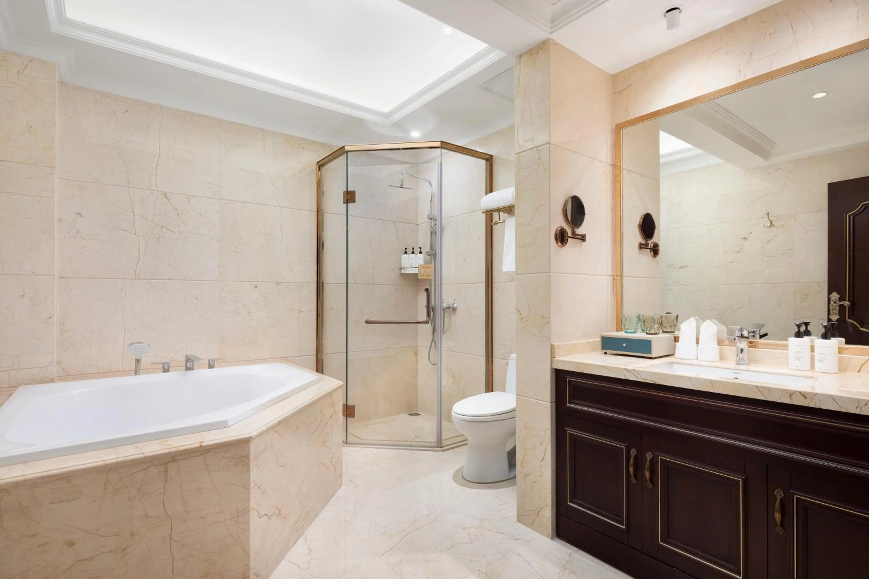 Days Inn by Wyndham Chongqing Jiulongpo