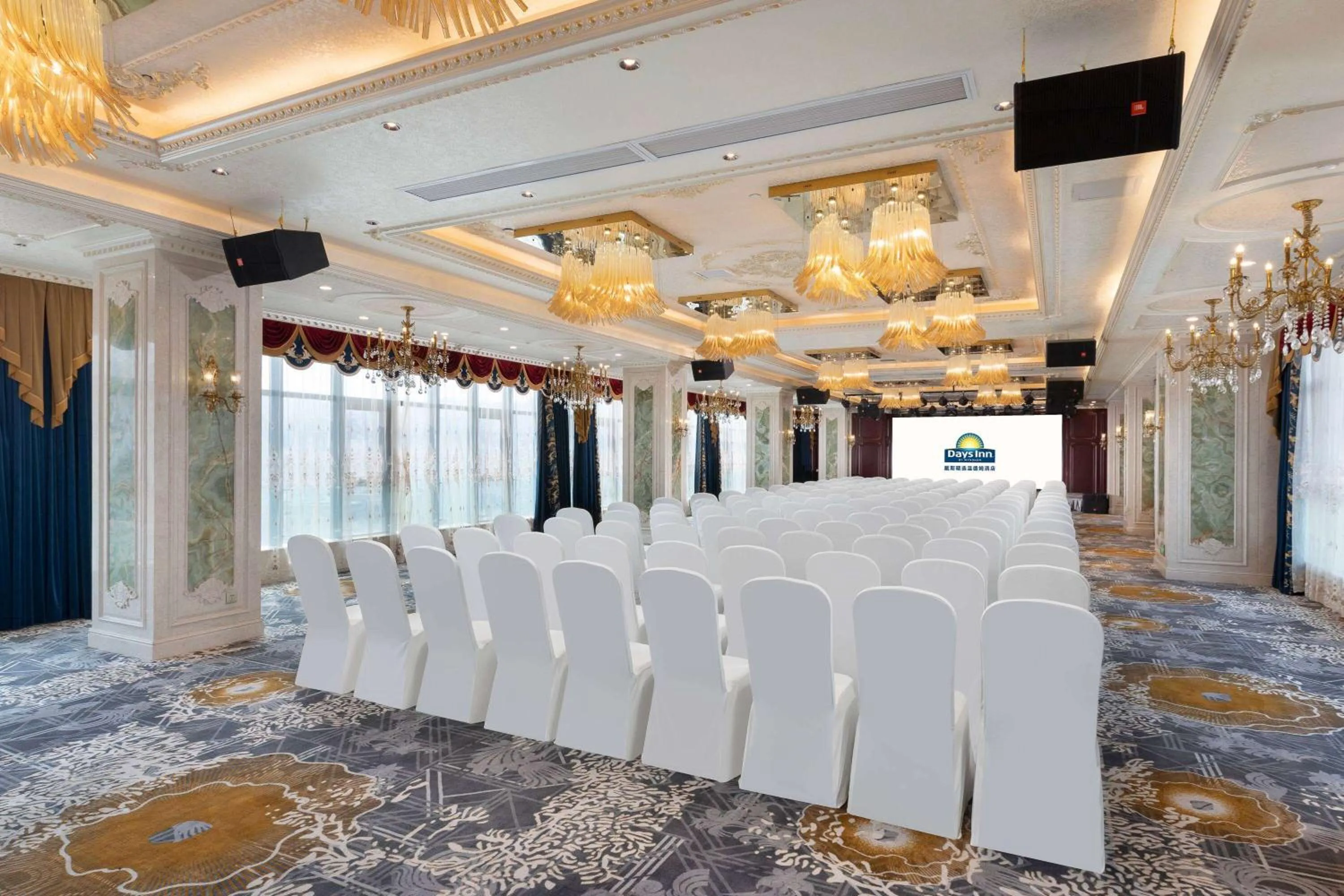 Meeting/conference room in Days Inn by Wyndham Chongqing Jiulongpo