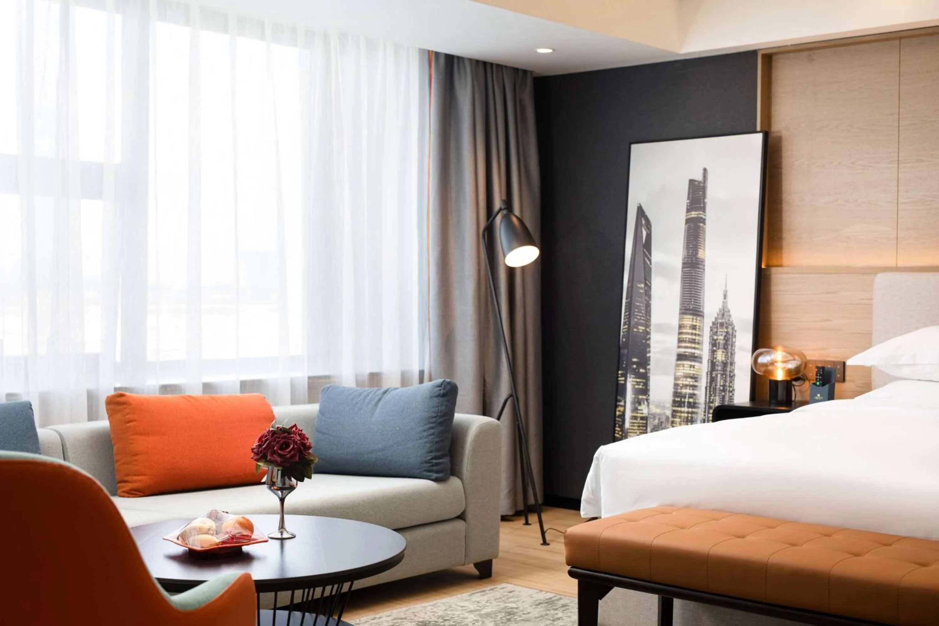 Photo of the whole room in La Quinta by Wyndham Qionghai Yinhai