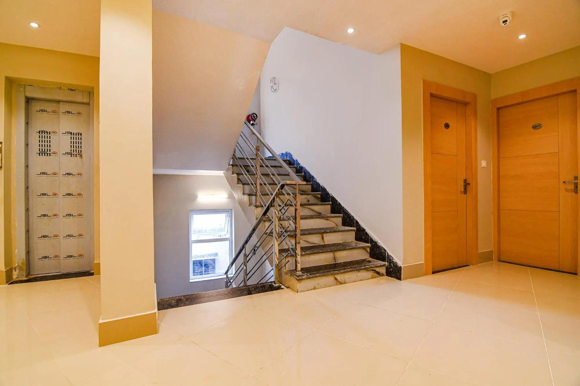Lobby or reception in FabHotel JP - Nr Sataragachhi Railway Station
