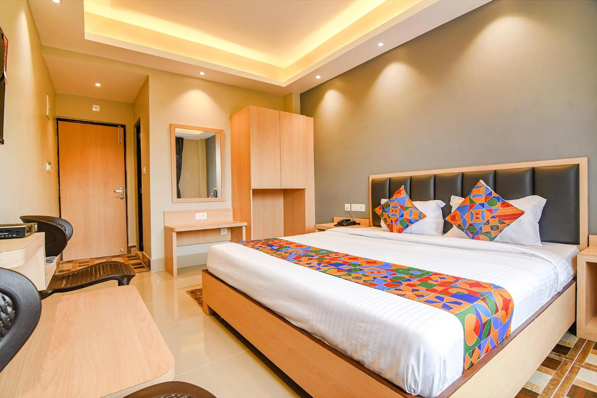 Bed in FabHotel JP - Nr Sataragachhi Railway Station