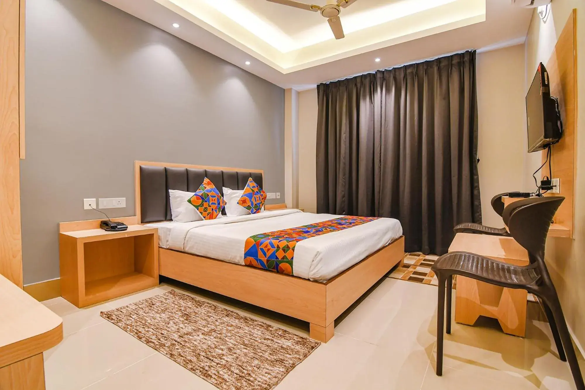 FabHotel JP - Nr Sataragachhi Railway Station FabHotel JP - Nr Sataragachhi Railway Station