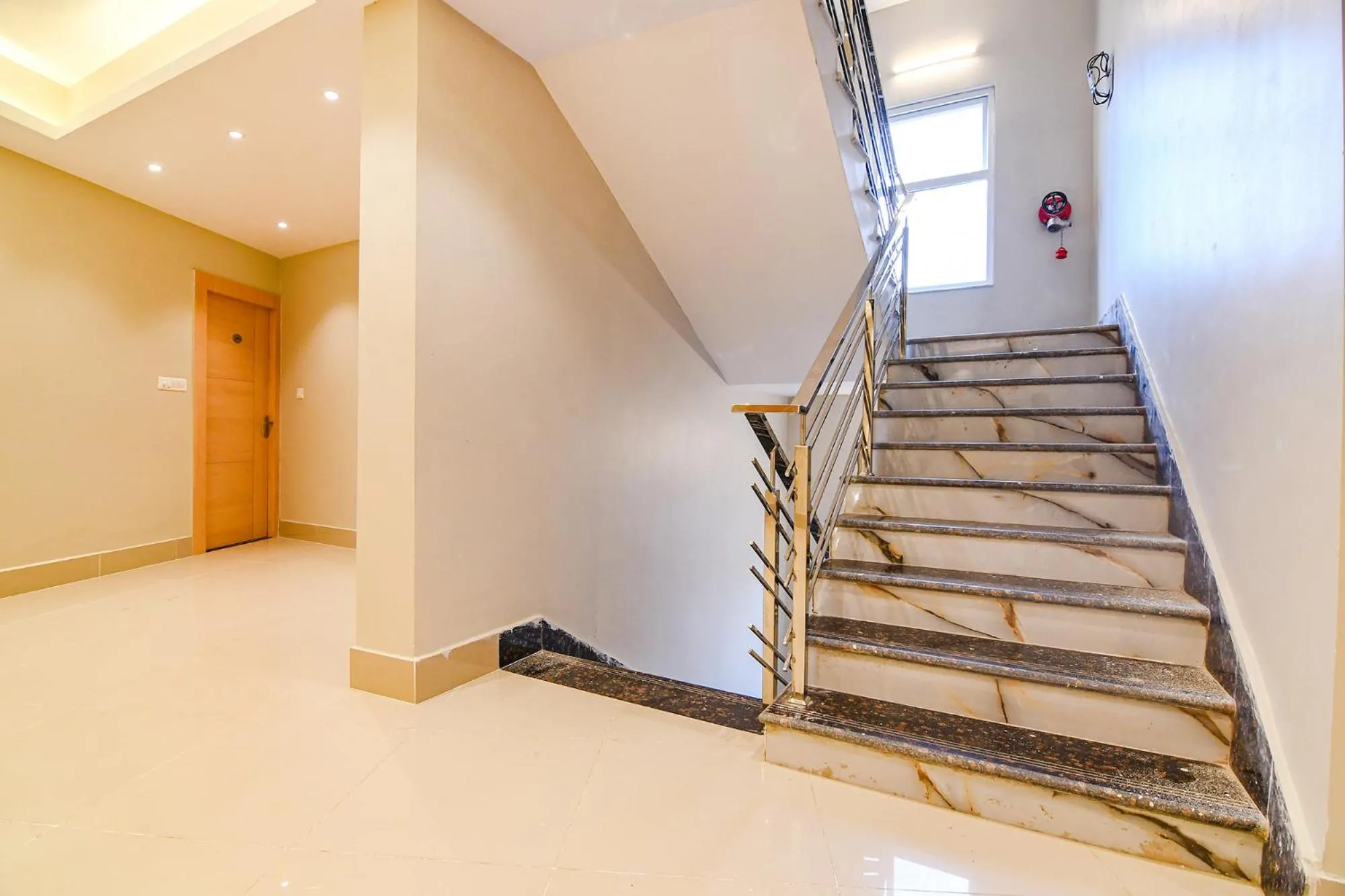 Lobby or reception in FabHotel JP - Nr Sataragachhi Railway Station