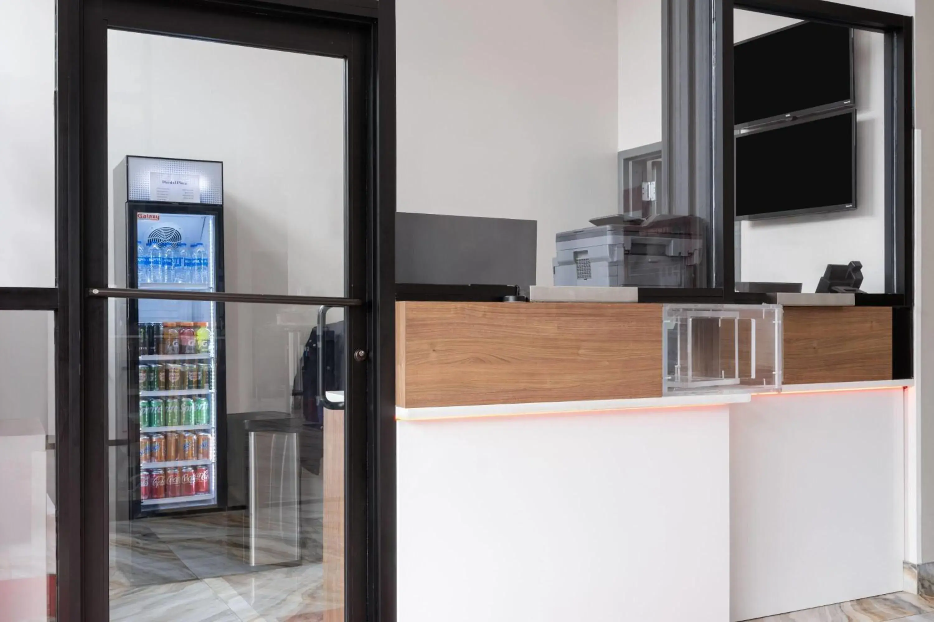 Lobby or reception in Ramada by Wyndham Brooklyn Near Flatbush Lobby or reception in Ramada by Wyndham Brooklyn Near Flatbush