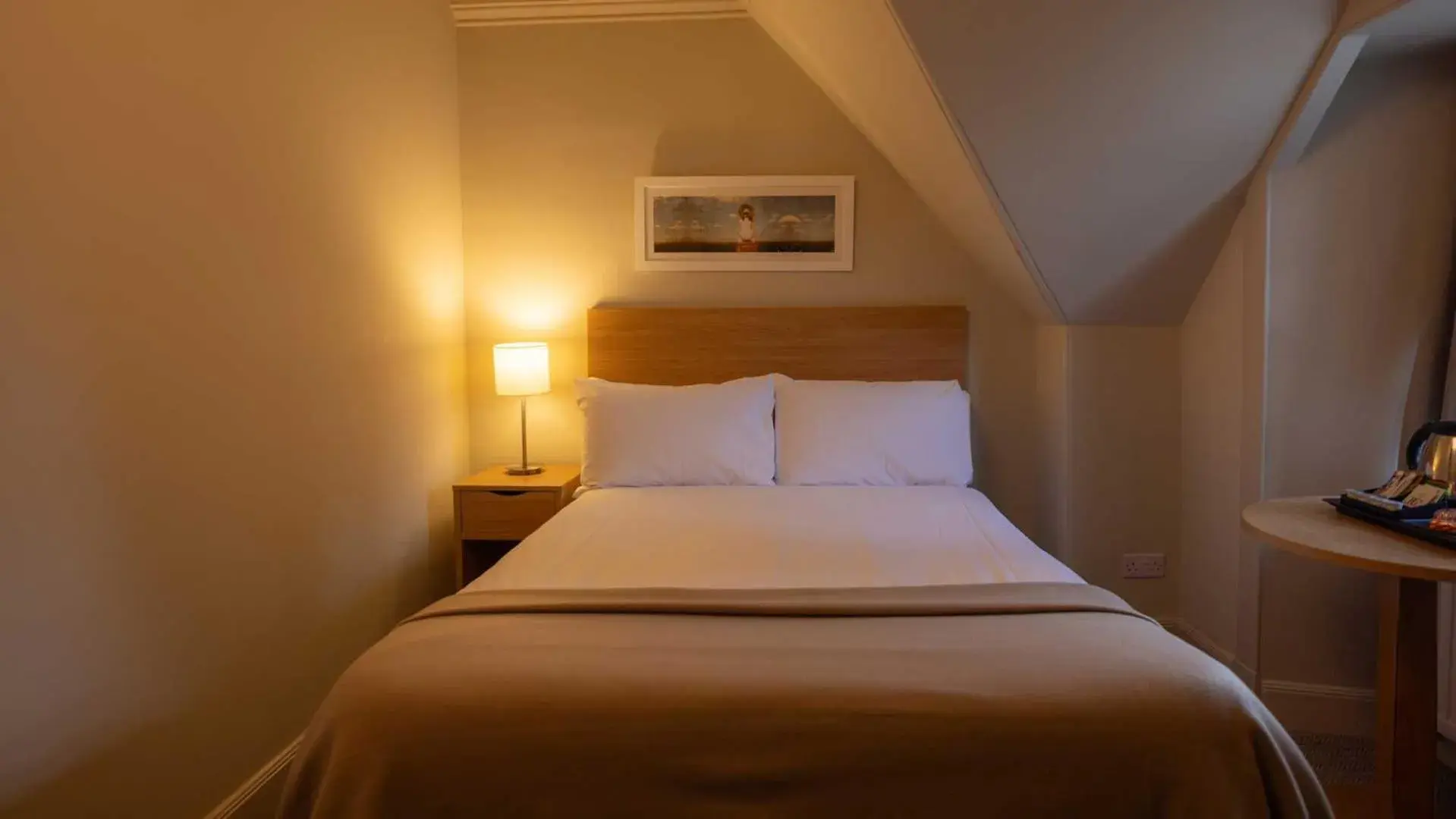 Bed in The Tarbet Hotel Bed in The Tarbet Hotel