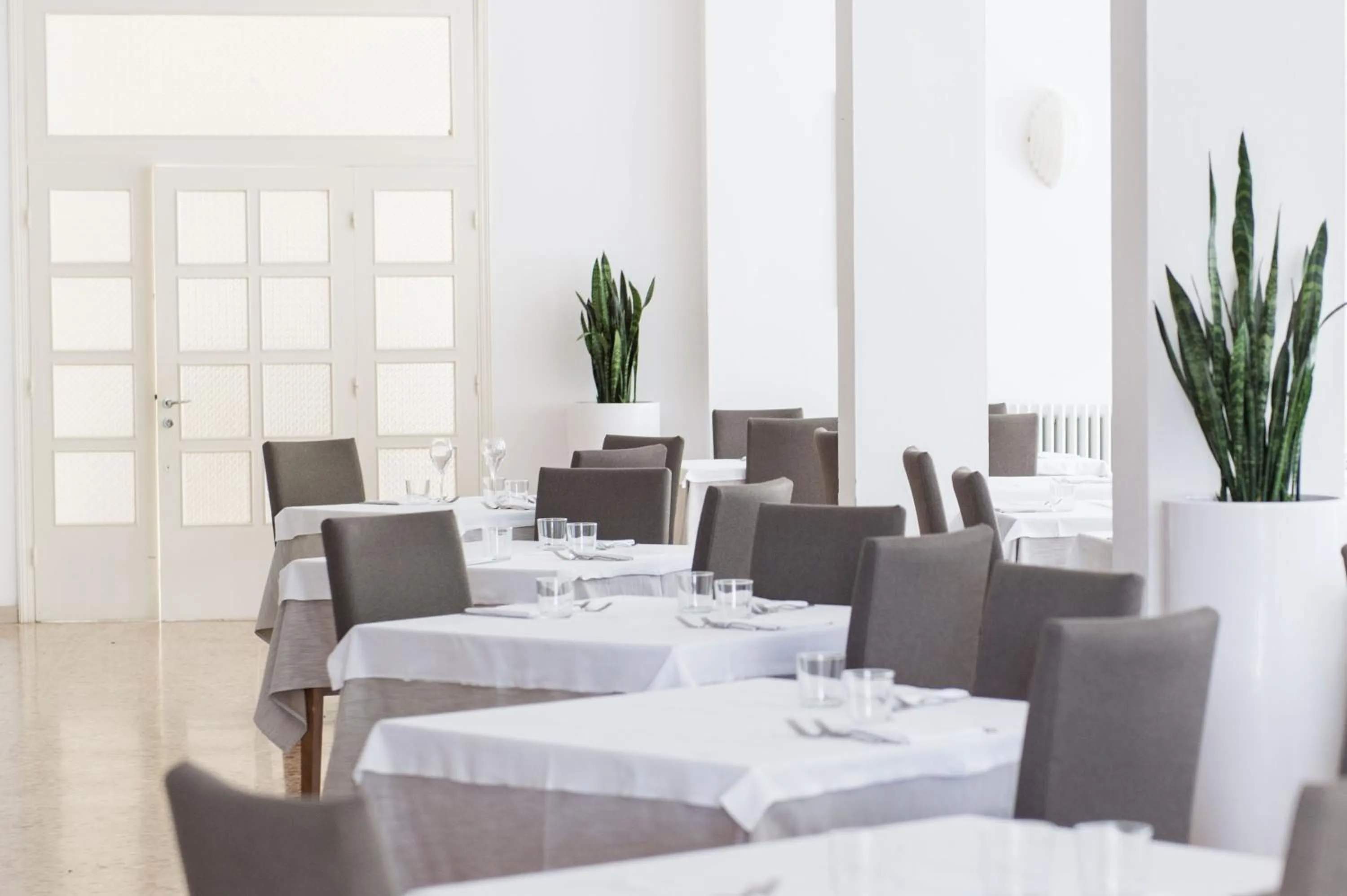 Dining area in Hotel Prestigio