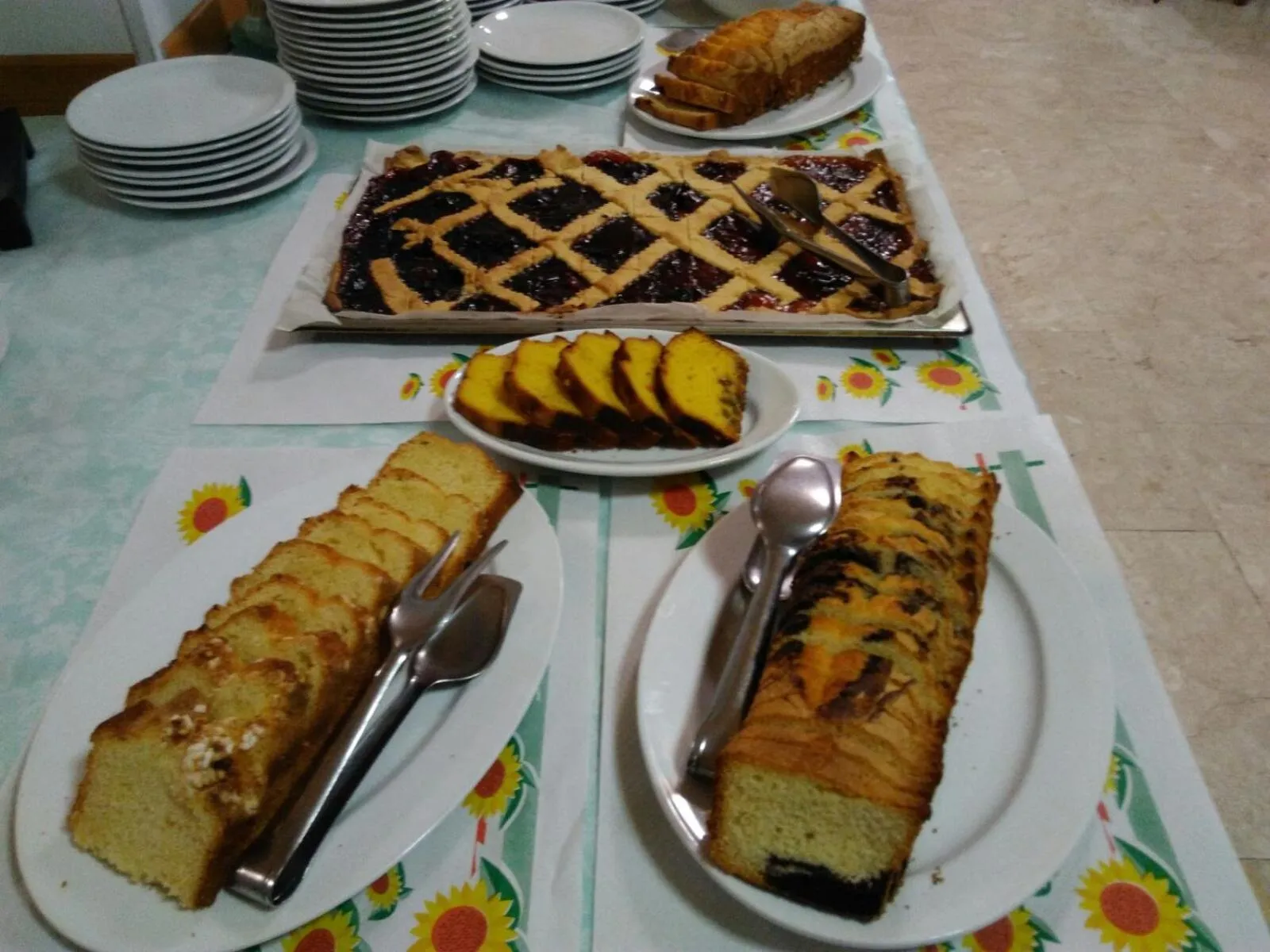 Food in Hotel Caravan B&B