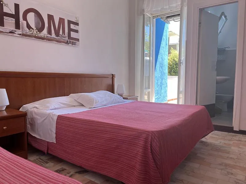 Bedroom in Hotel Caravan B&B