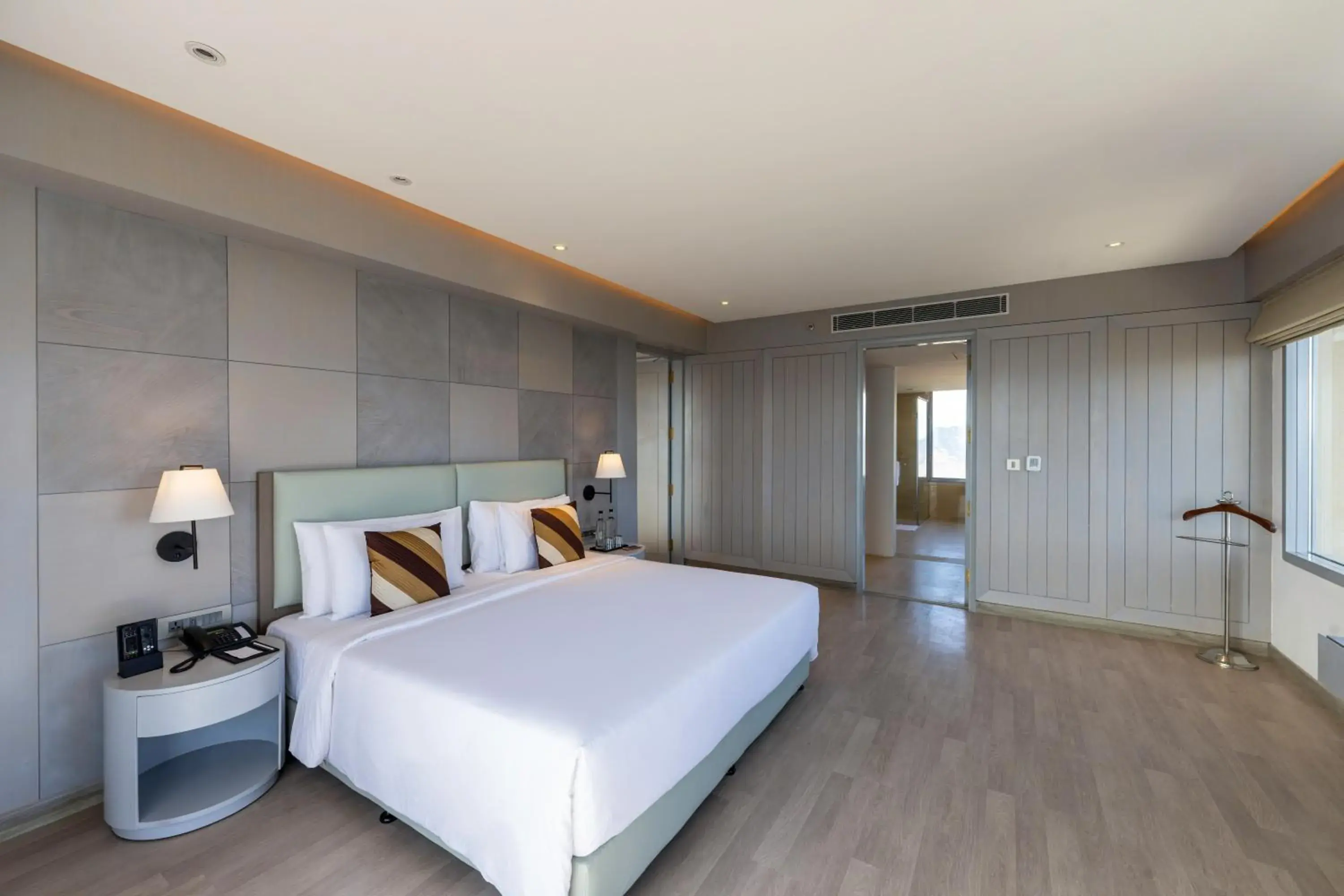 Bedroom, Bed in dusitD2 Fagu, Shimla Bedroom, Bed in dusitD2 Fagu, Shimla