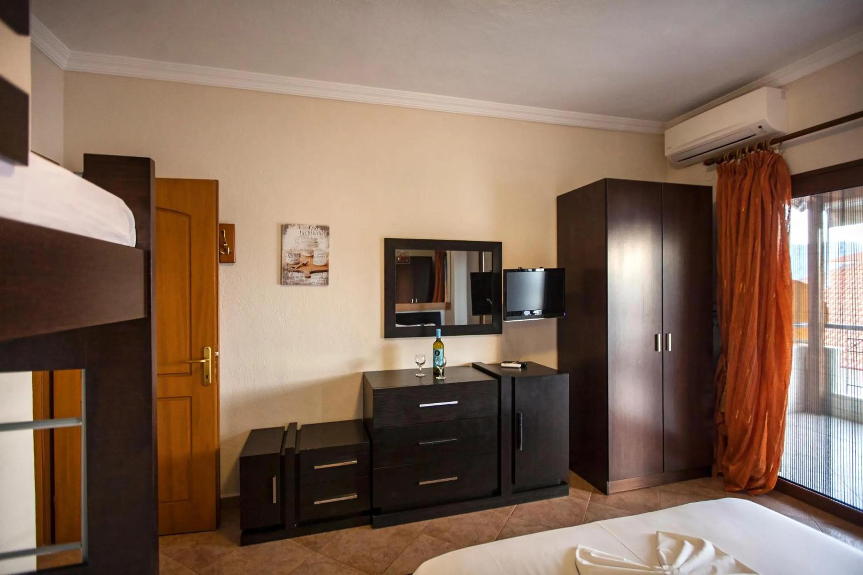 Bed in Villa Amalia Sun Beach