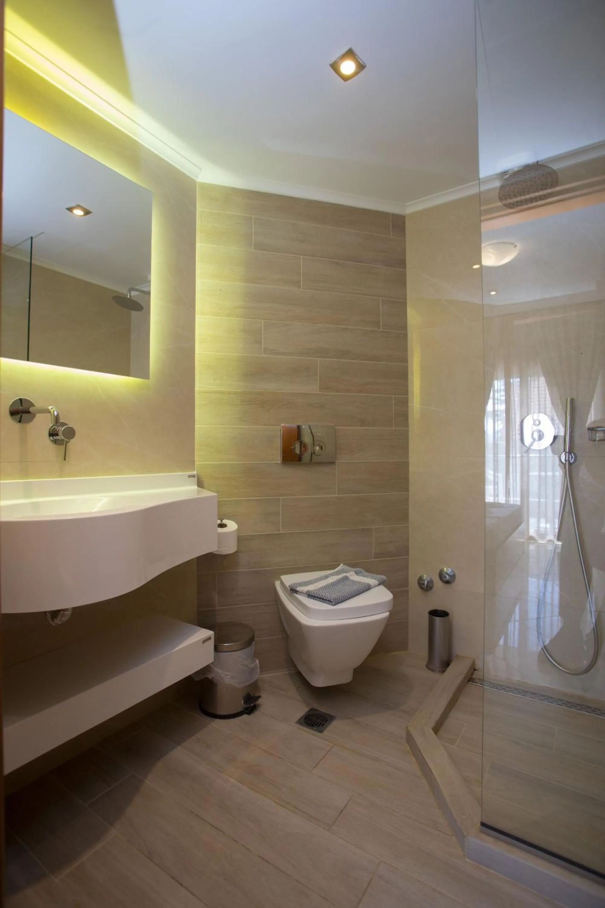 Shower in Villa Amalia Sun Beach