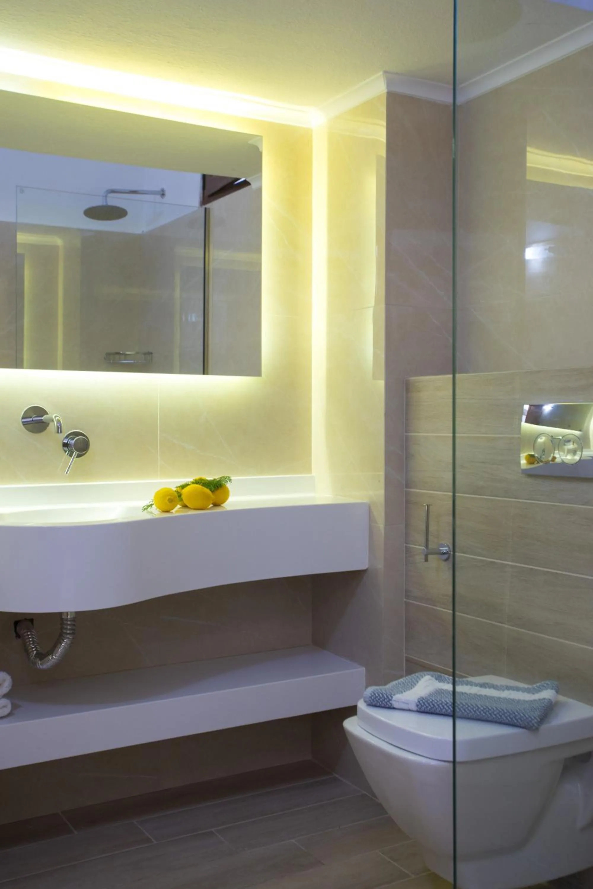 Shower in Villa Amalia Sun Beach