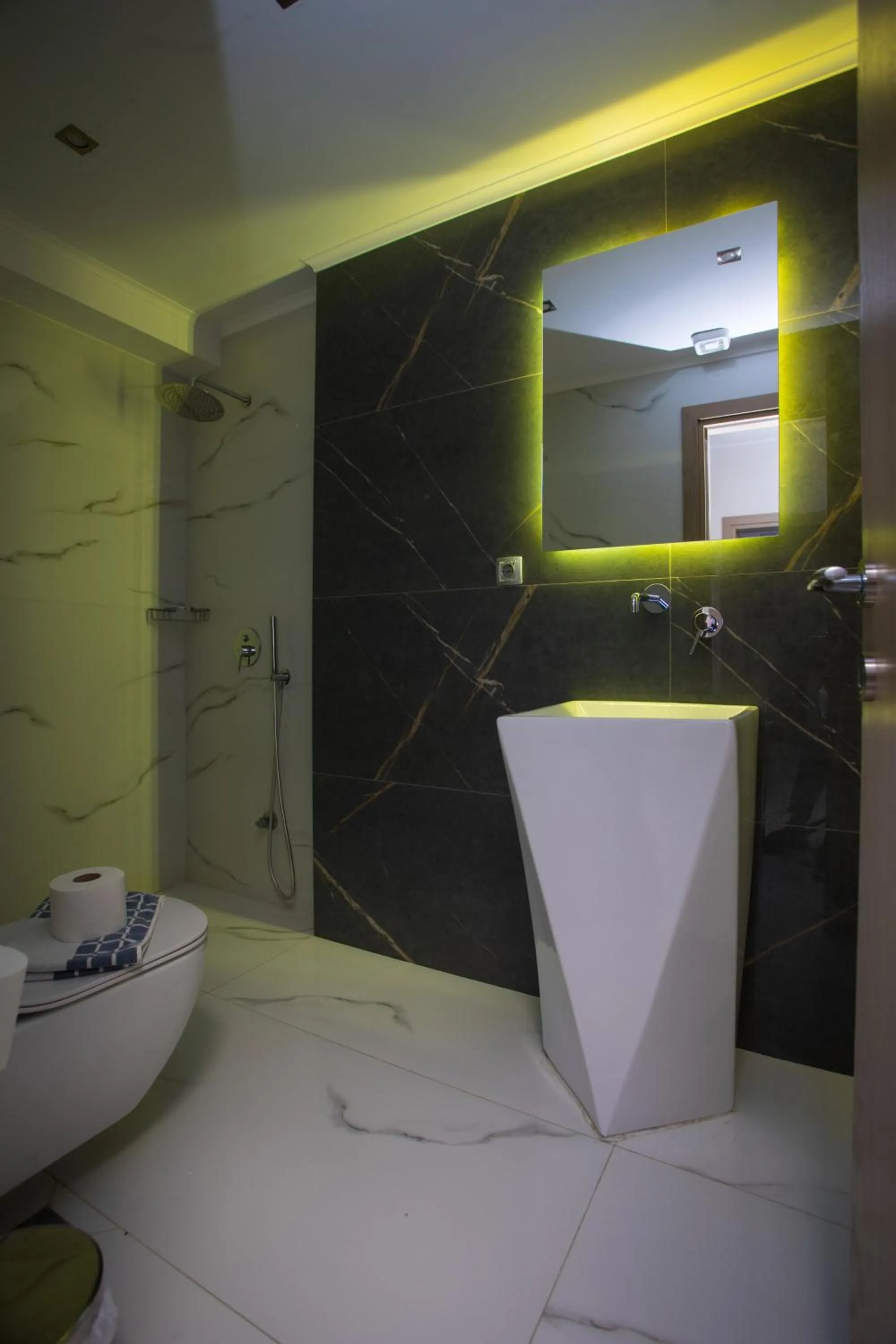 Bathroom in Villa Amalia Sun Beach