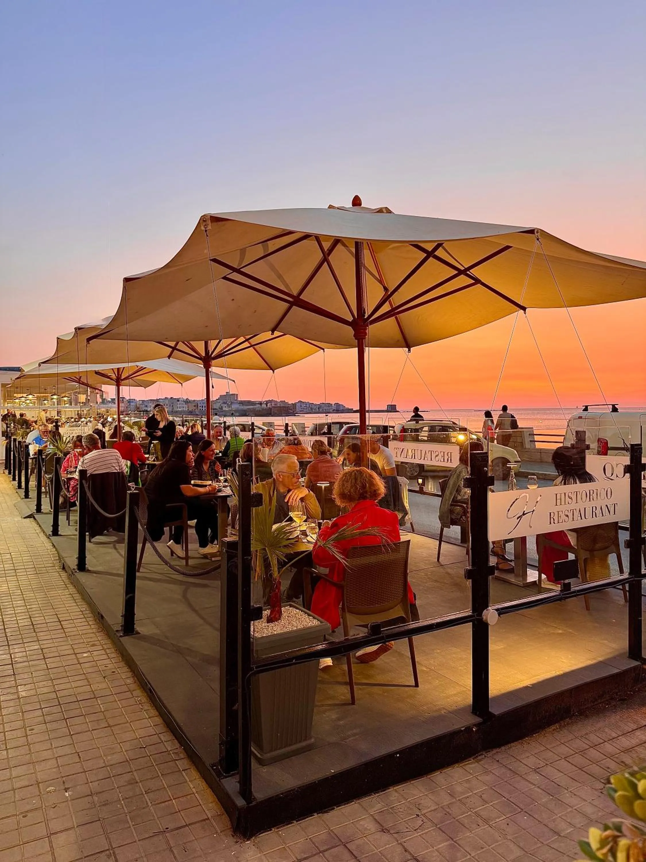 Restaurant/places to eat in Central Gallery Rooms- Palazzo D'Ali' Staiti XIX