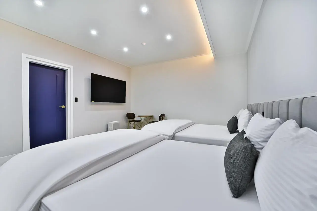 sweet hotel sweet hotel