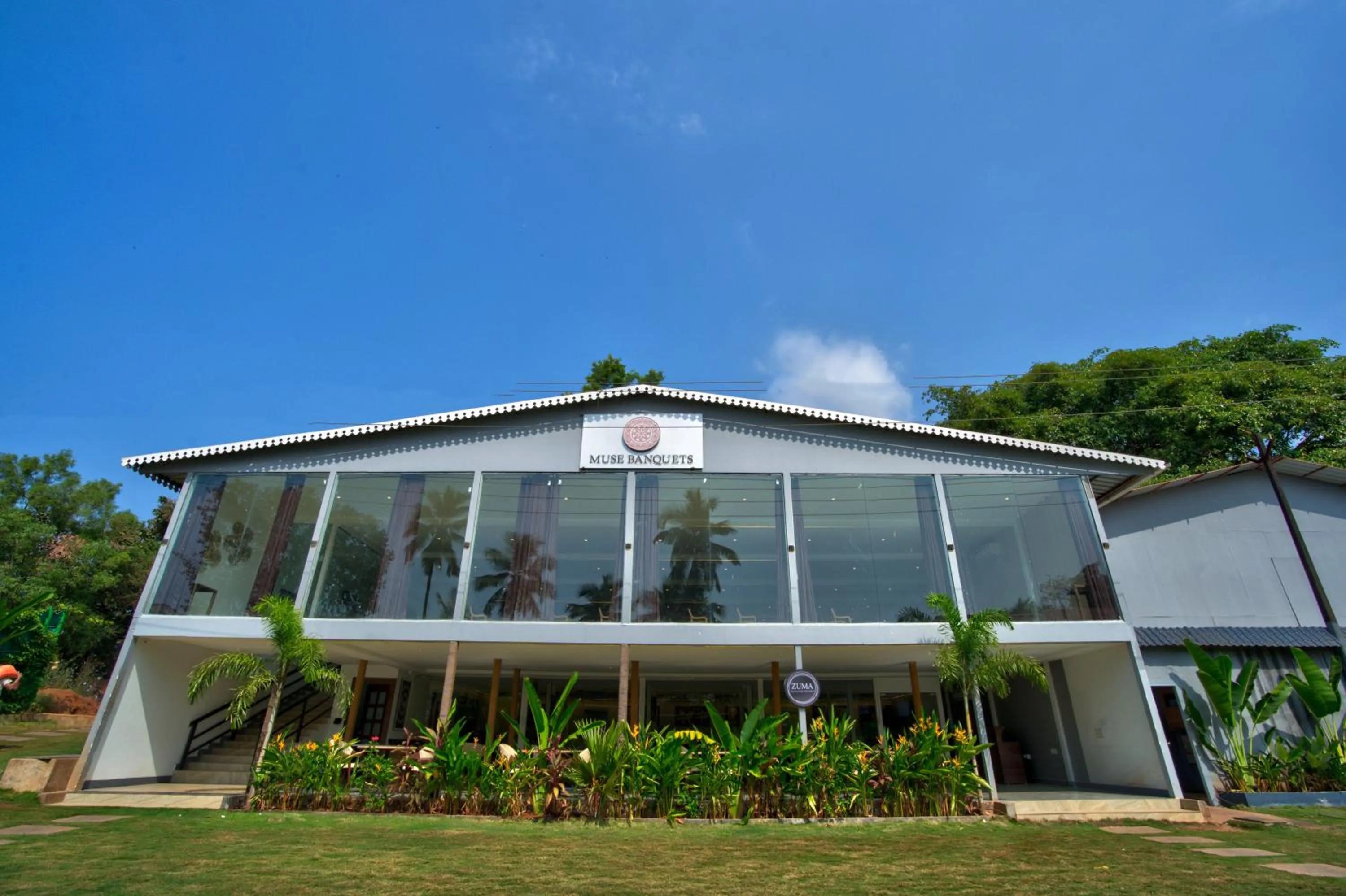 Restaurant/places to eat in Raya Resorts