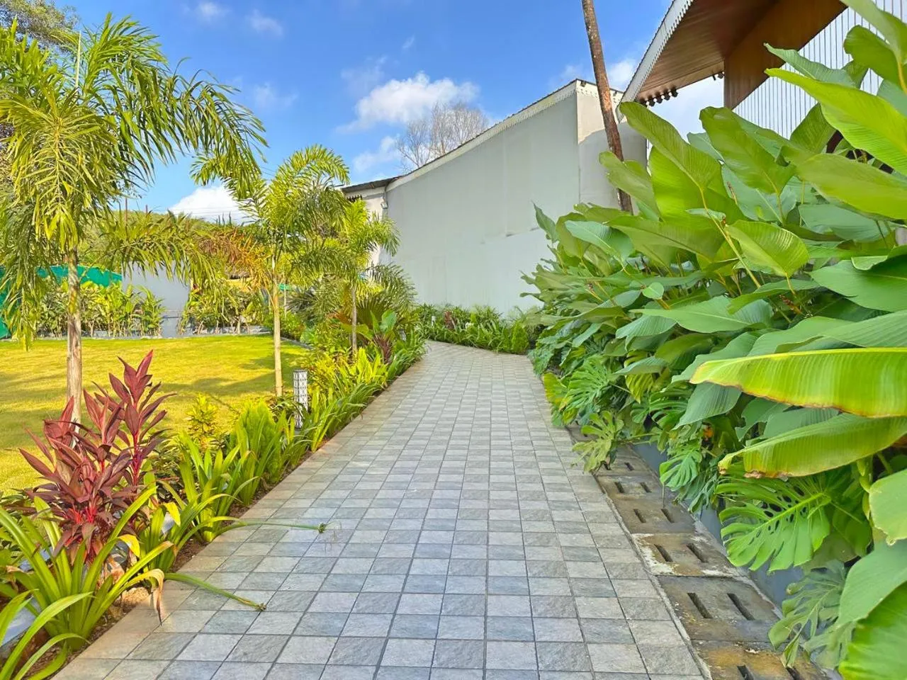 Garden in Raya Resorts