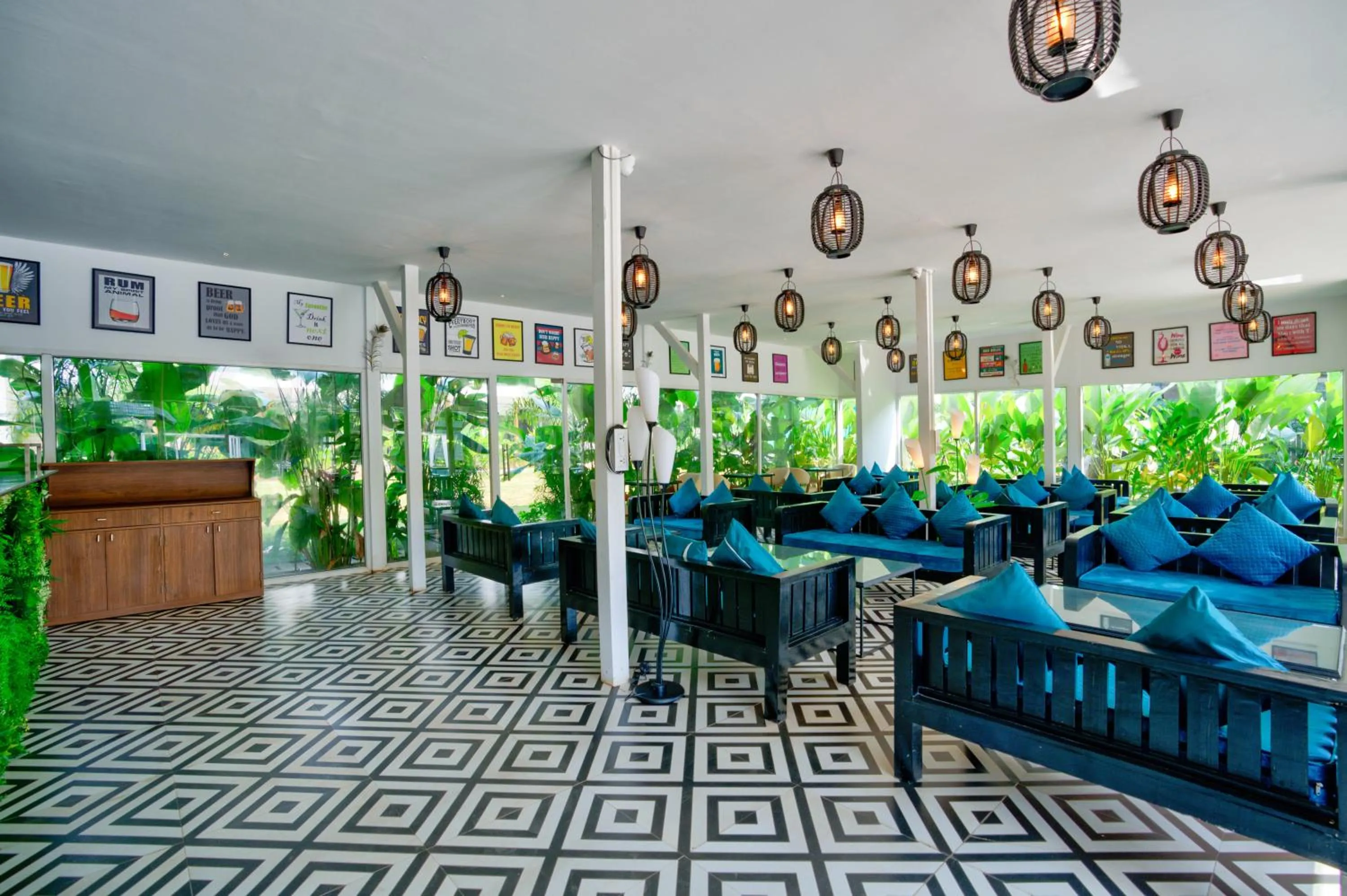 Restaurant/places to eat in Raya Resorts