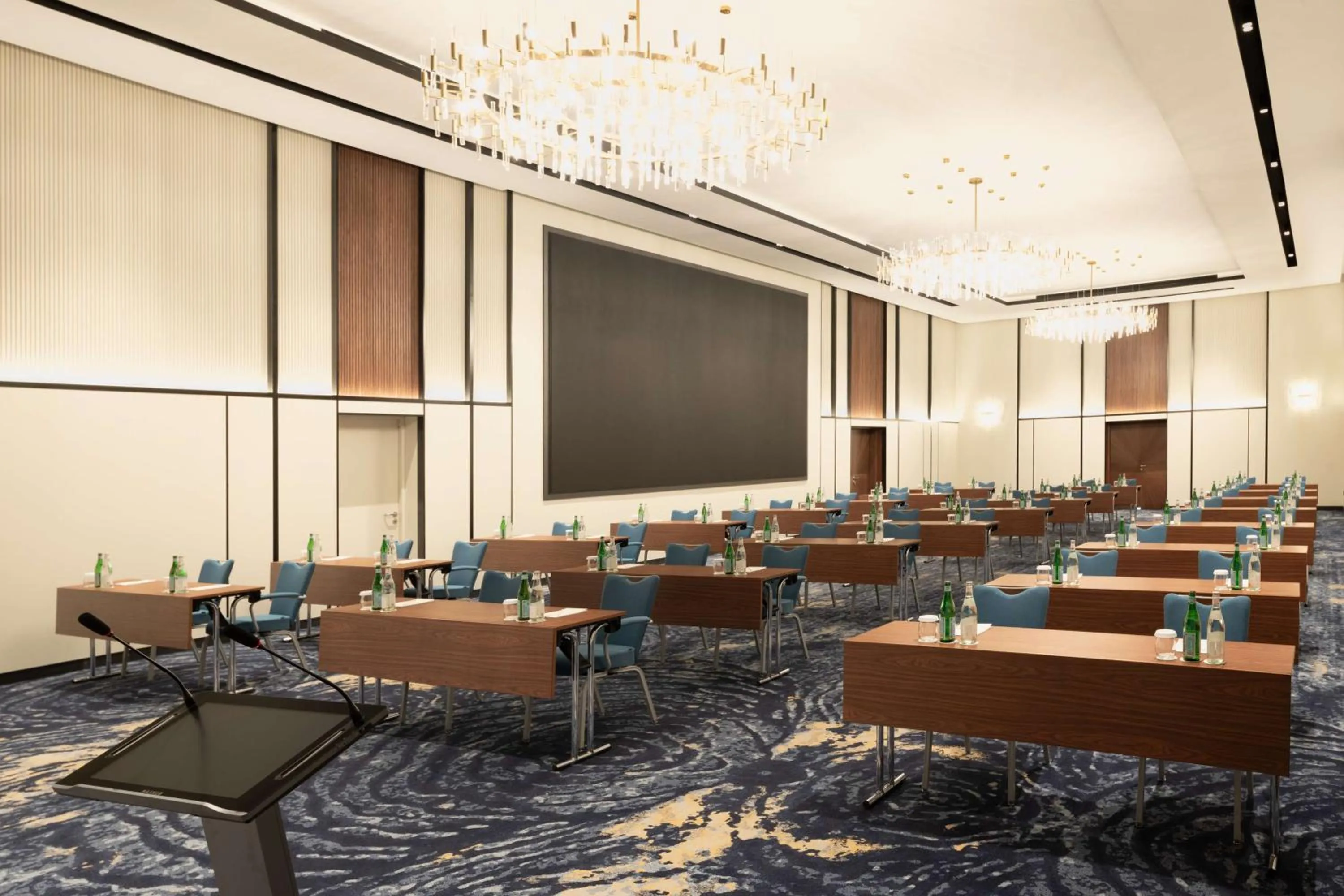 Banquet/Function facilities in Park Inn by Radisson Hotel & Apartments Kuwait