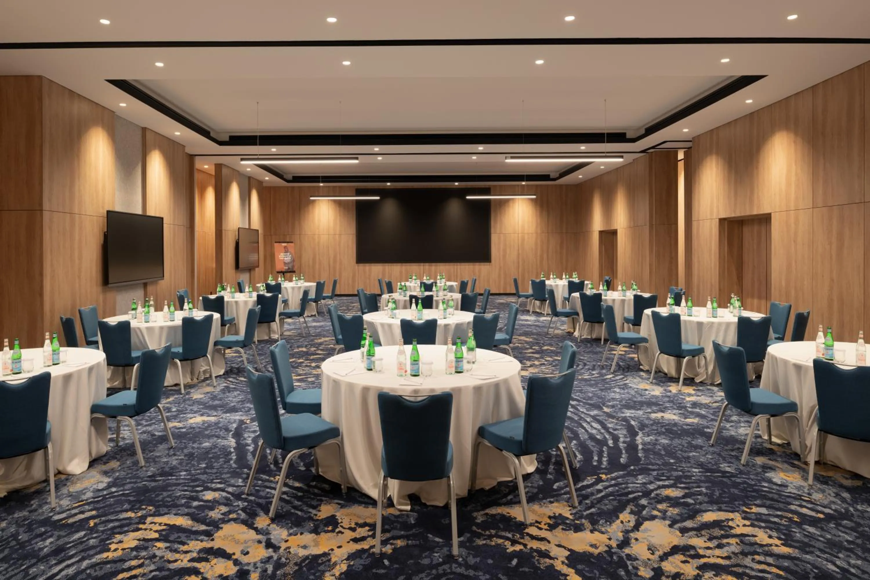 Meeting/conference room in Park Inn by Radisson Hotel & Apartments Kuwait