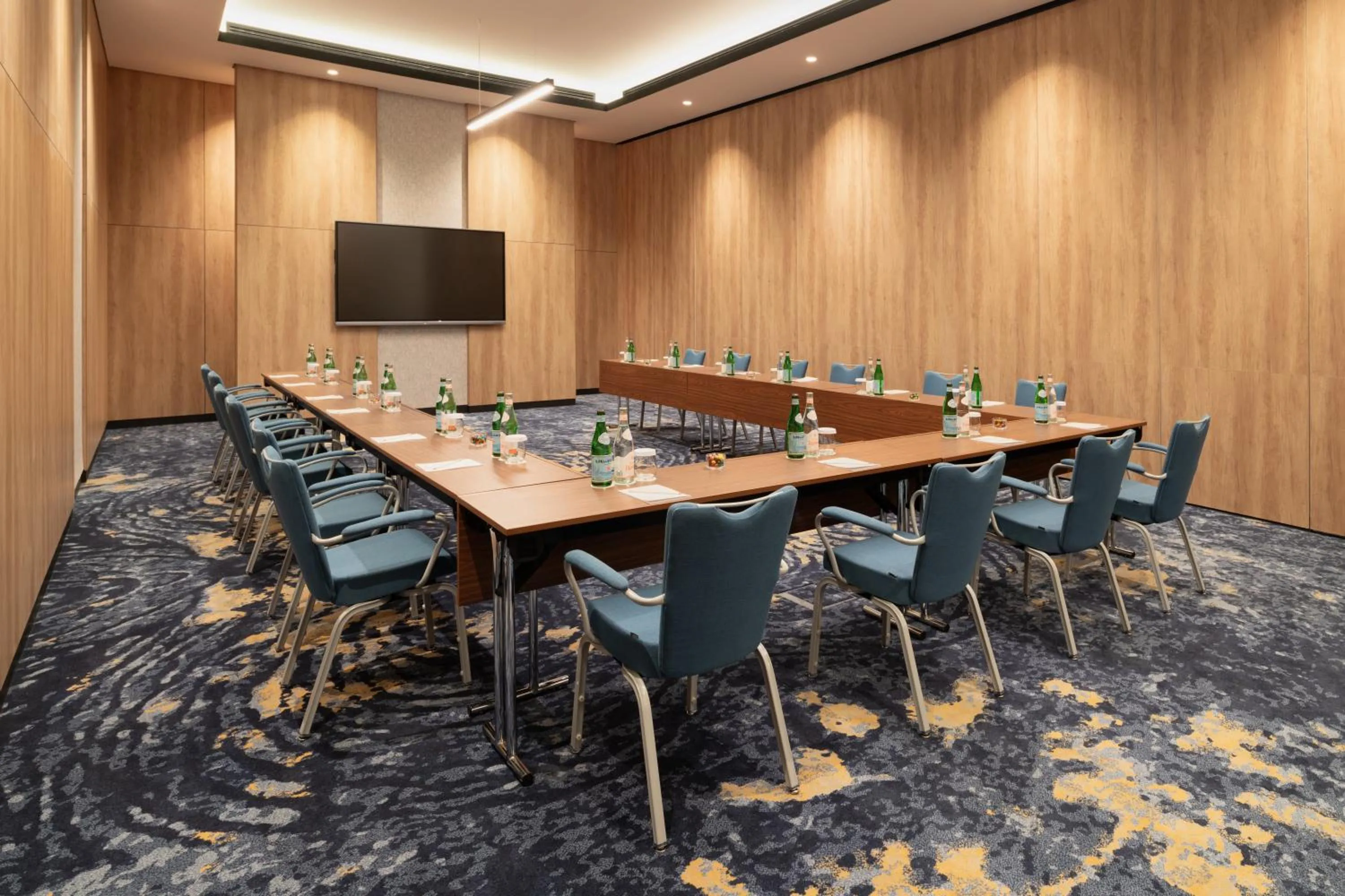 Meeting/conference room in Park Inn by Radisson Hotel & Apartments Kuwait