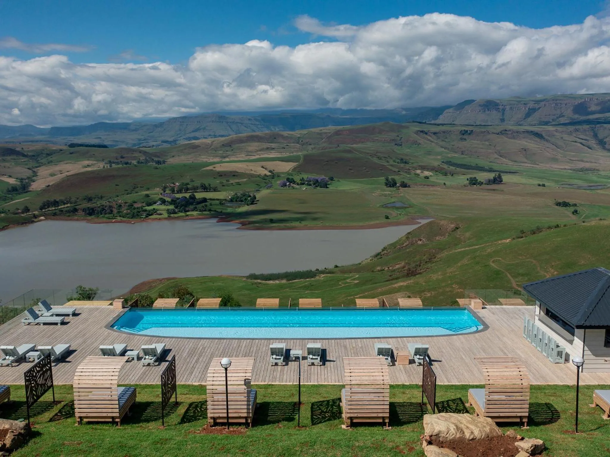 Swimming pool in Cayley Mountain Resort