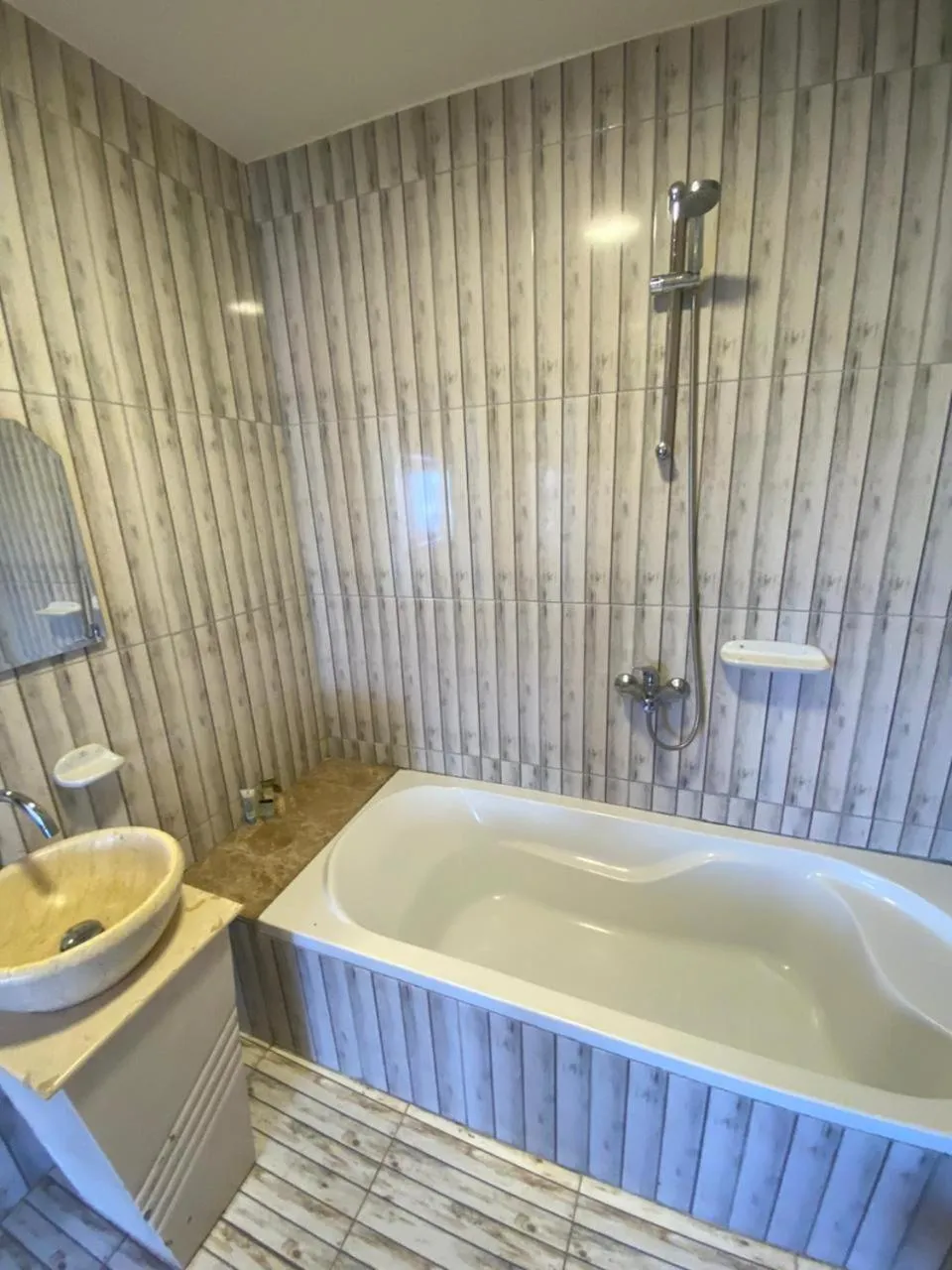 Shower in Nile sky hotel and suites