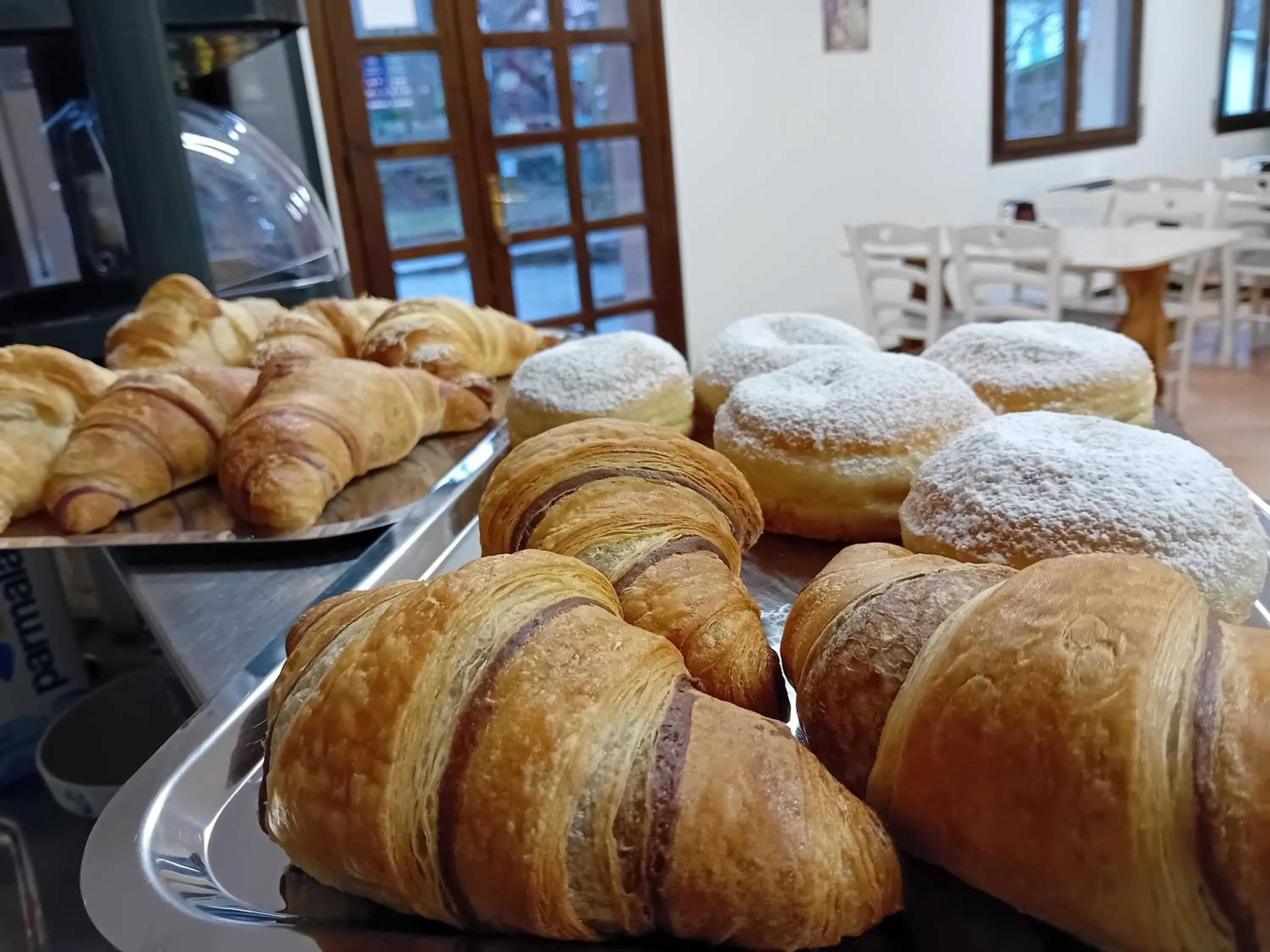 Restaurant/places to eat in Residence Giardino