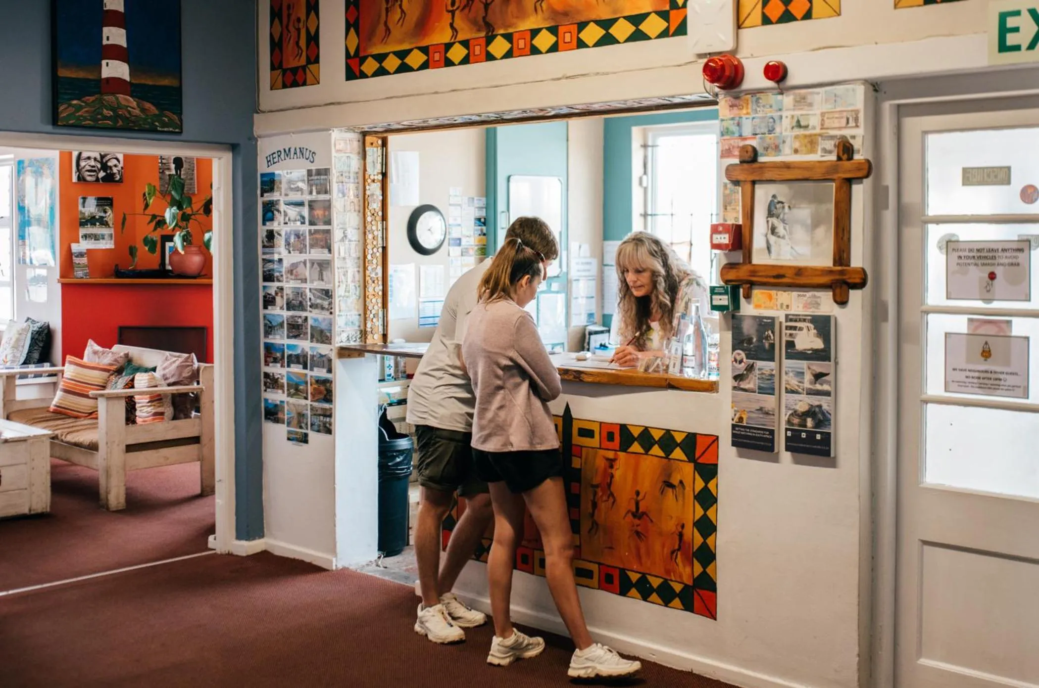 Lobby or reception in Hermanus Backpackers & Budget Accommodation