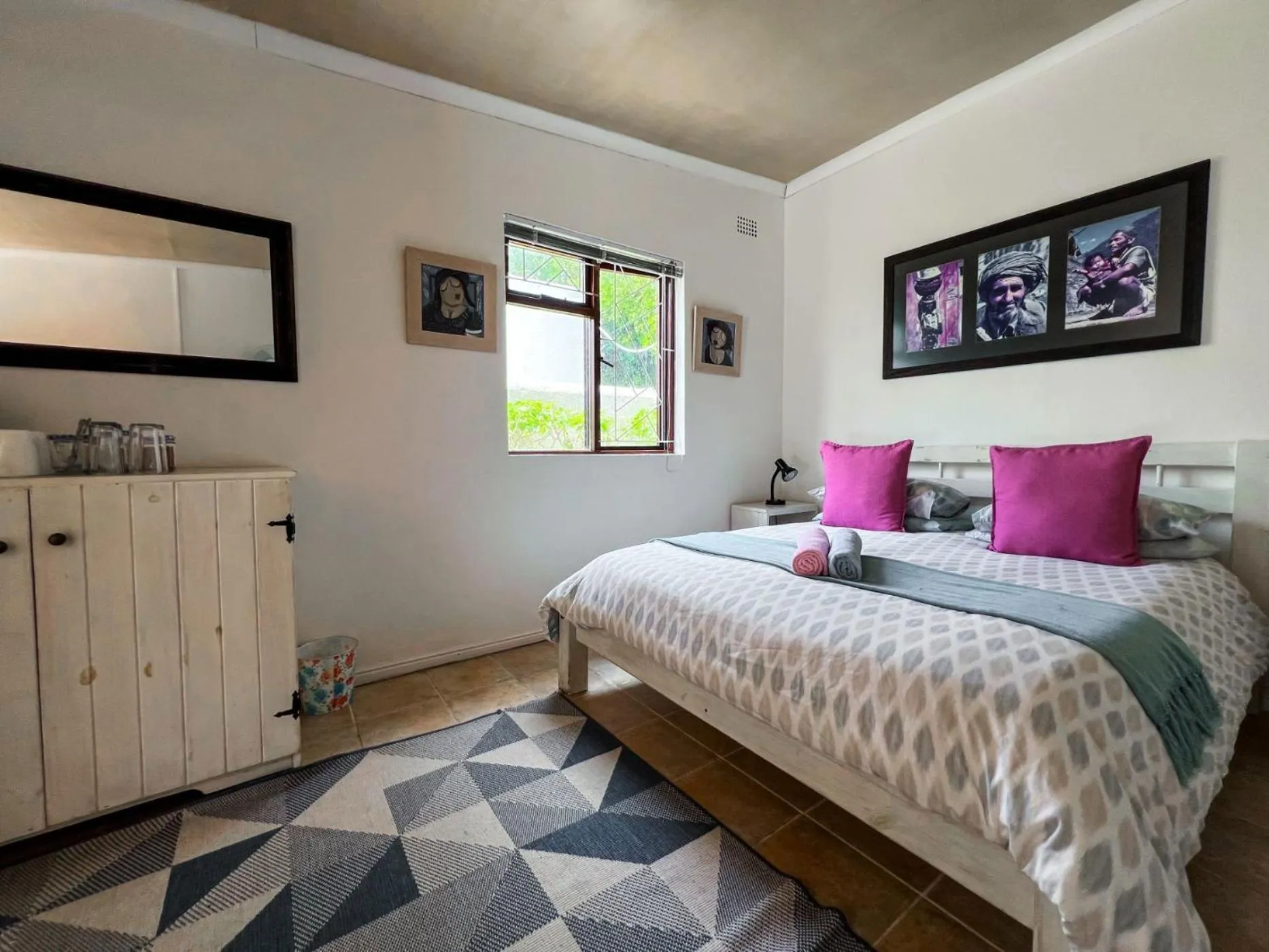 Bed in Hermanus Backpackers & Budget Accommodation