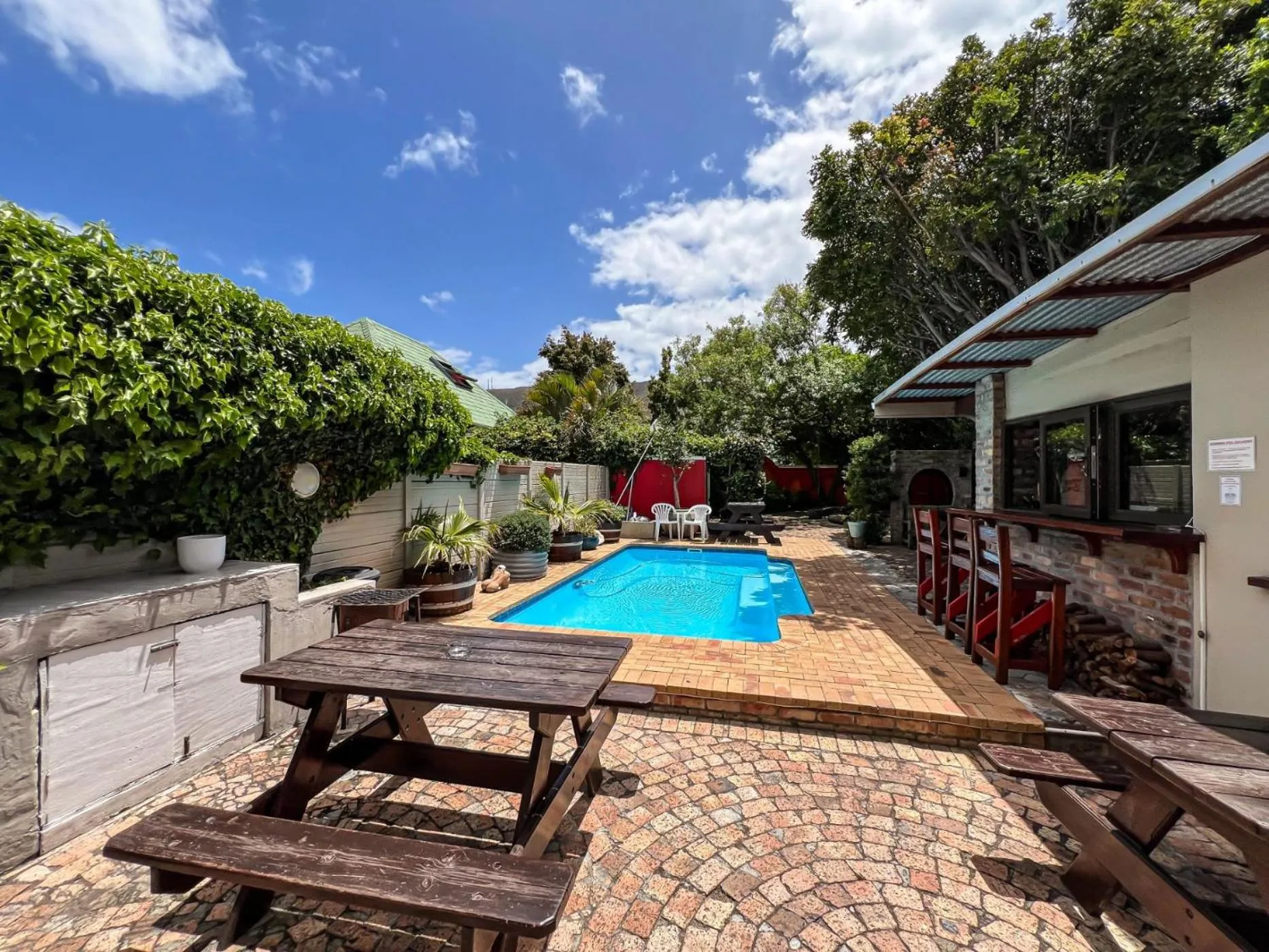 Garden in Hermanus Backpackers & Budget Accommodation