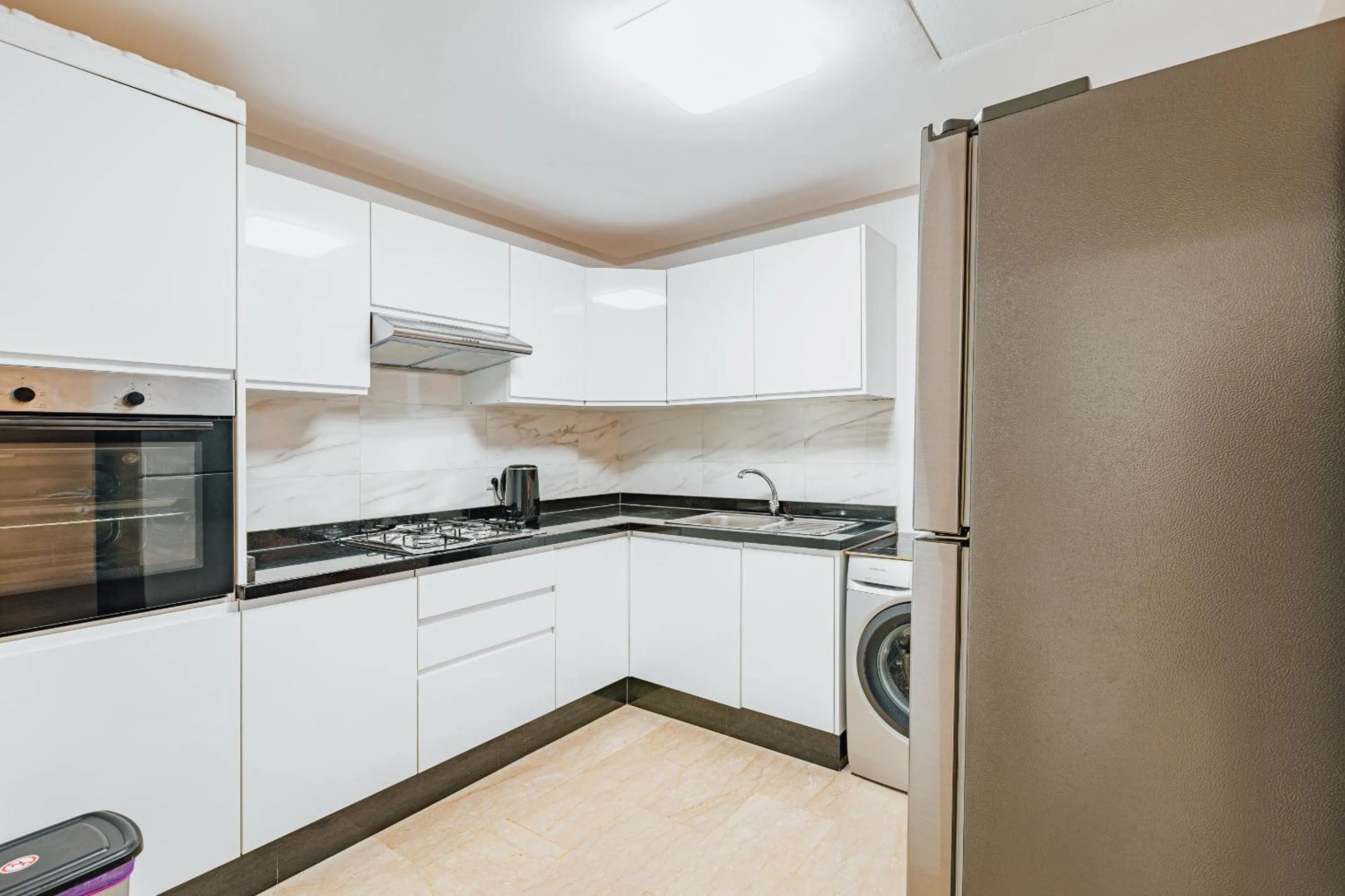 Kitchen or kitchenette in Migdal Gueliz Apart Hôtel