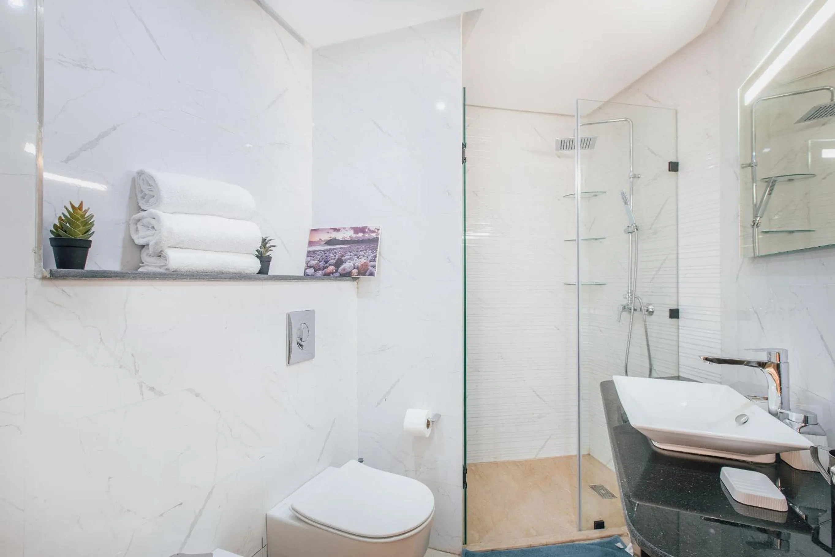 Shower in Migdal Gueliz Apart Hôtel