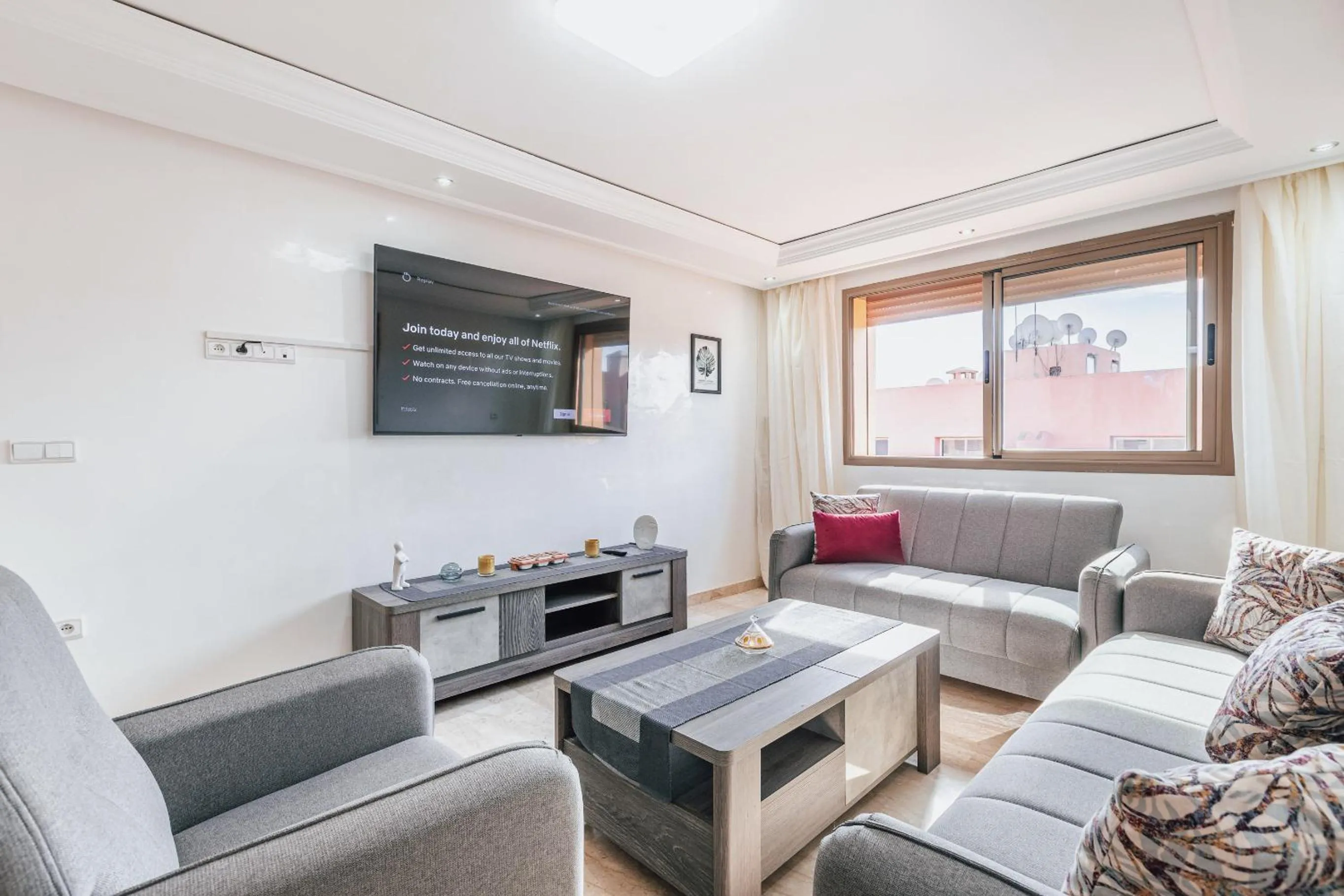 Communal lounge/ TV room in Migdal Gueliz Apart Hôtel