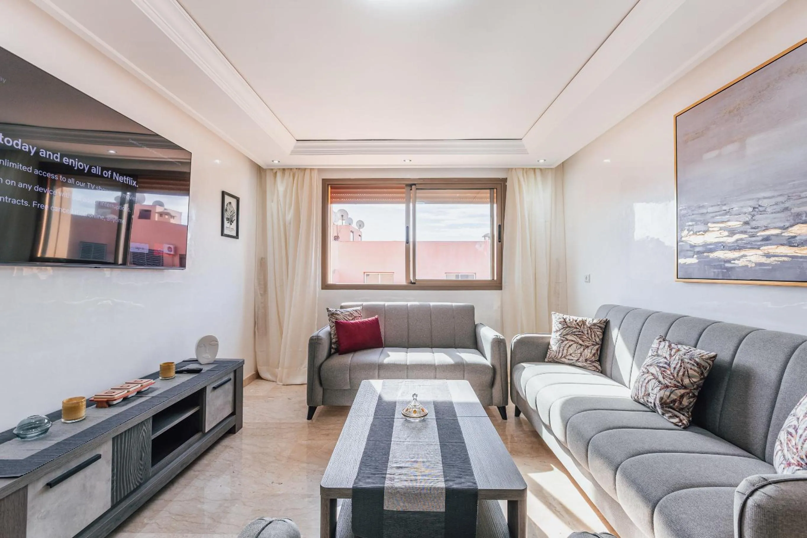 Communal lounge/ TV room in Migdal Gueliz Apart Hôtel