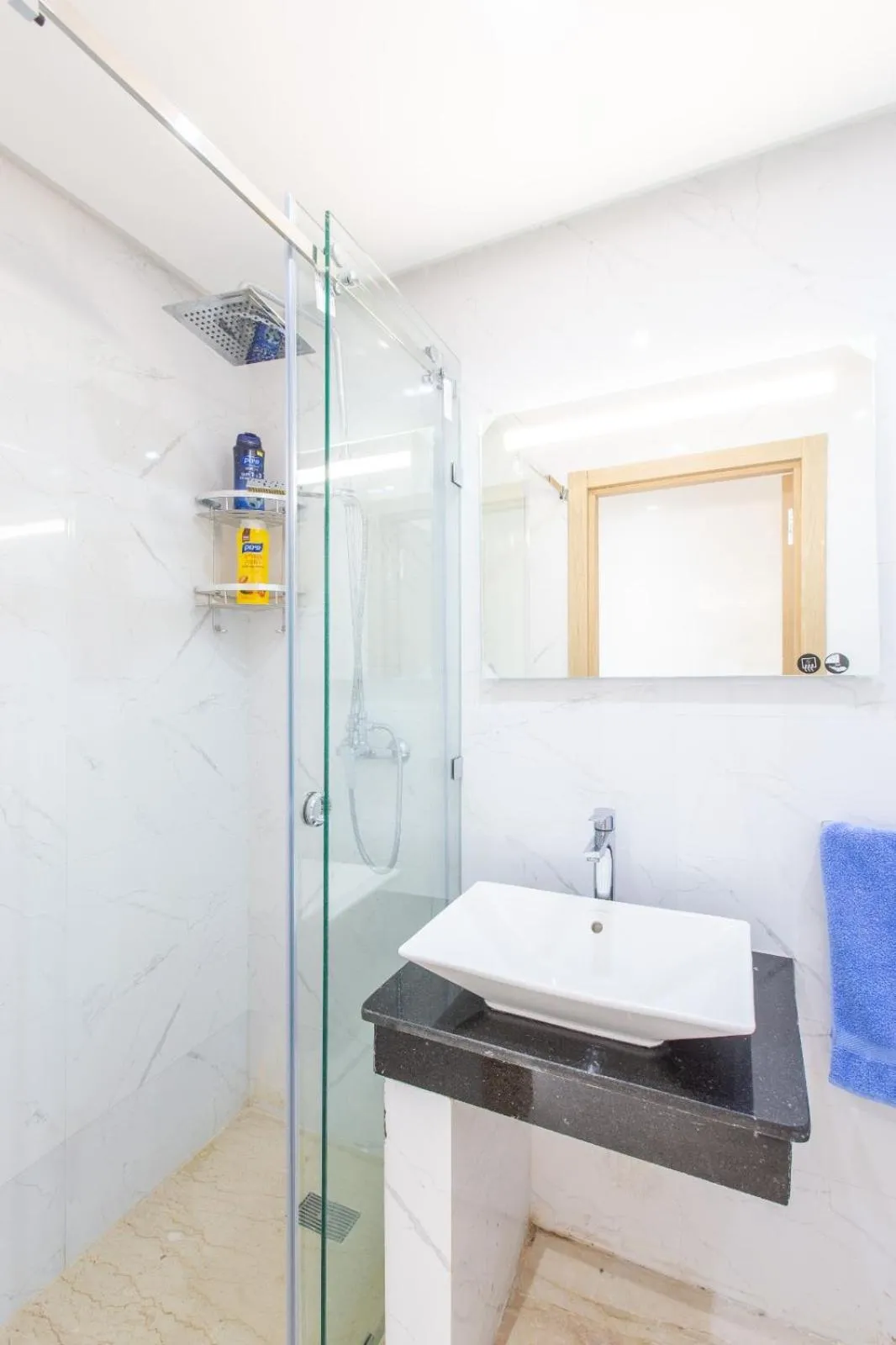 Shower in Migdal Gueliz Apart Hôtel