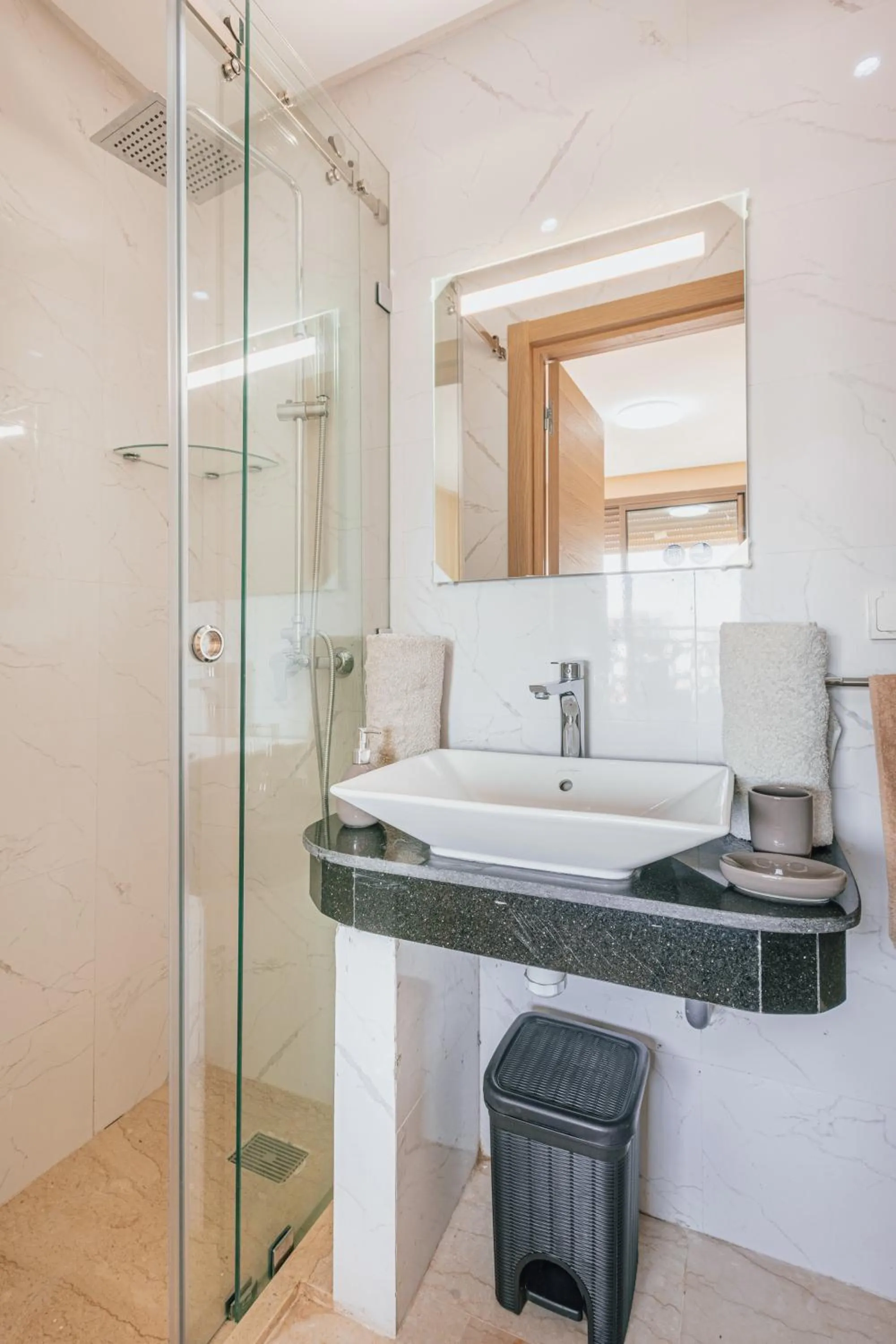 Shower in Migdal Gueliz Apart Hôtel