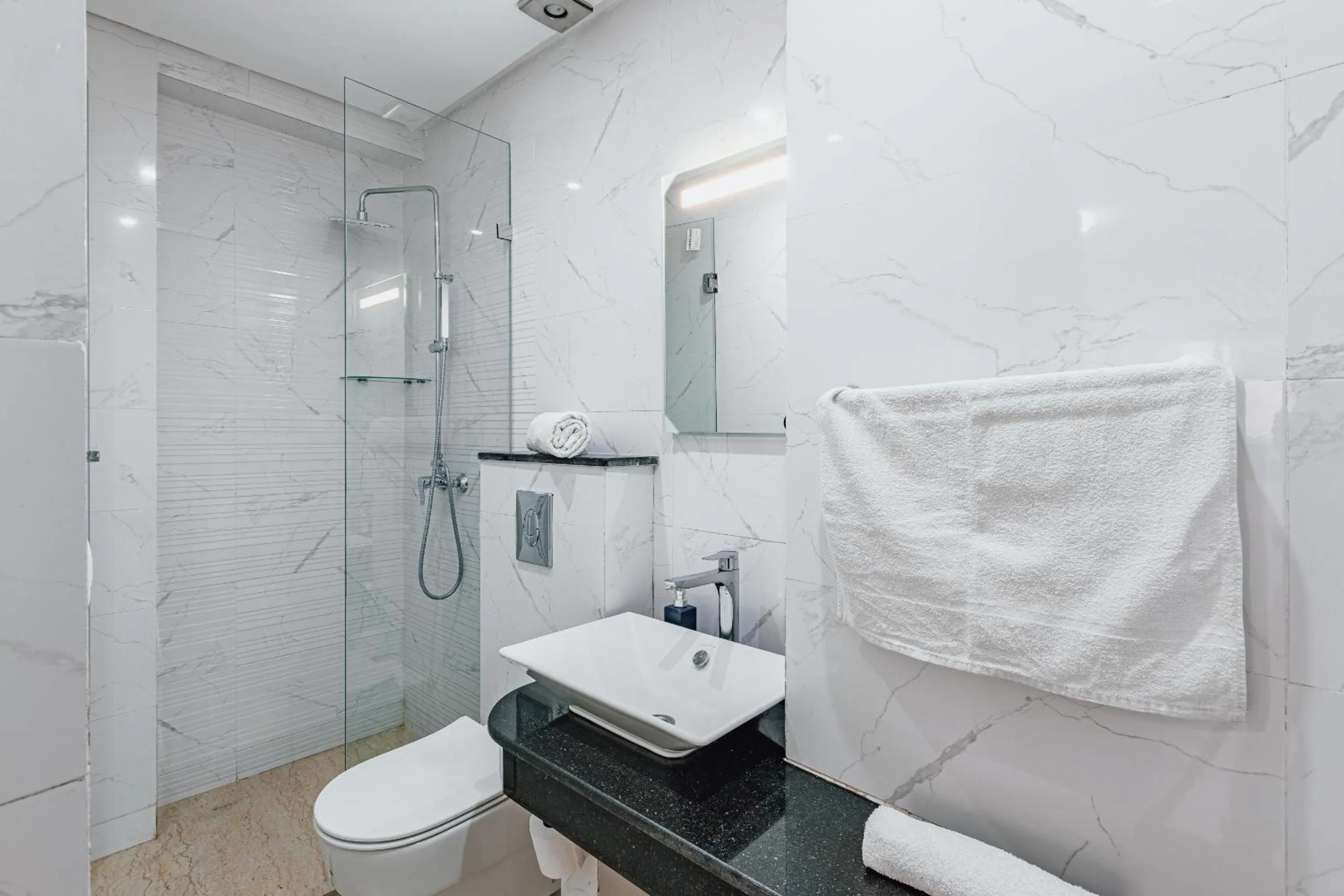 Shower in Migdal Gueliz Apart Hôtel