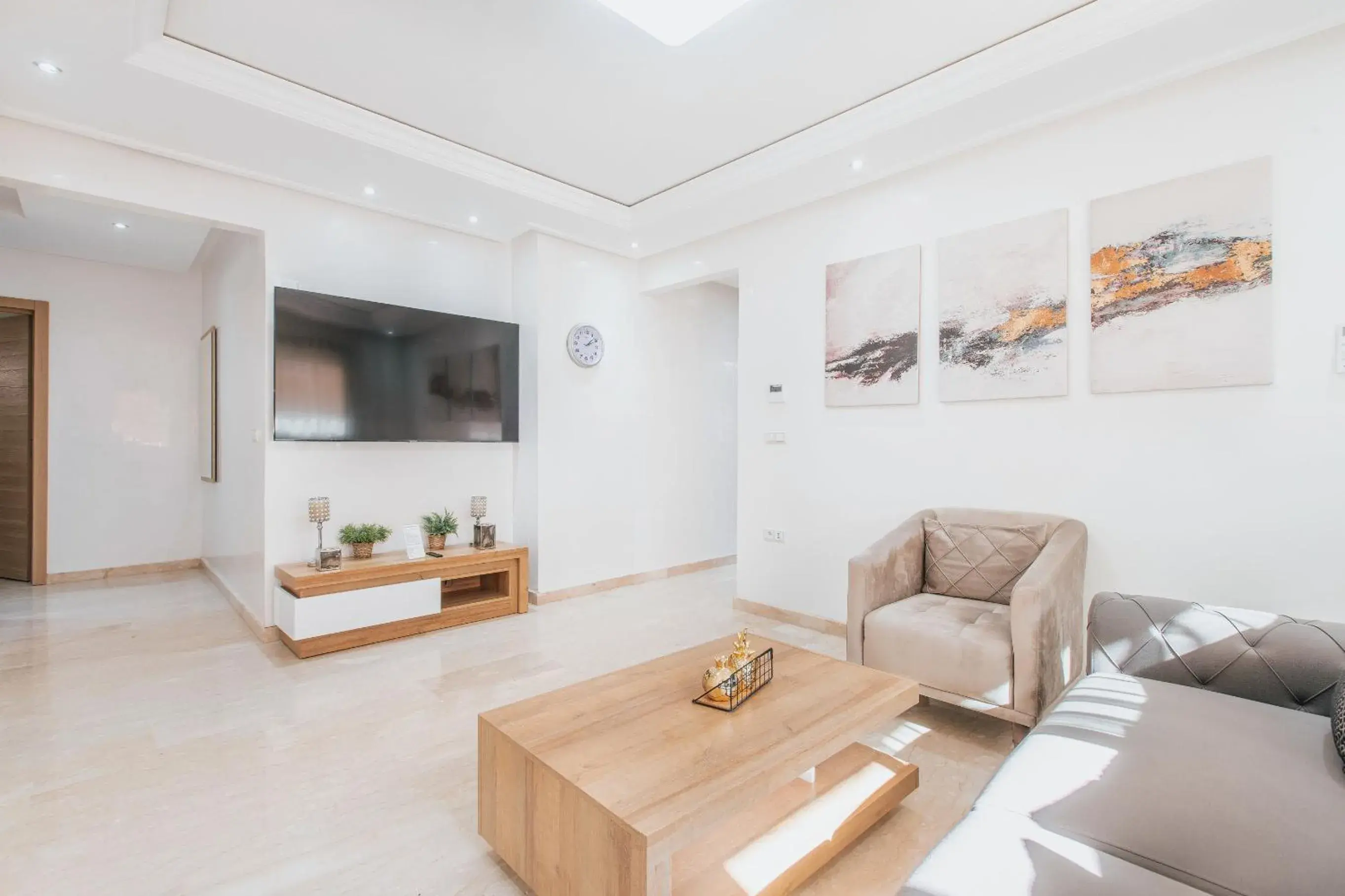 Two-Bedroom Apartment with Balcony in Migdal Gueliz Apart Hôtel Two-Bedroom Apartment with Balcony in Migdal Gueliz Apart Hôtel
