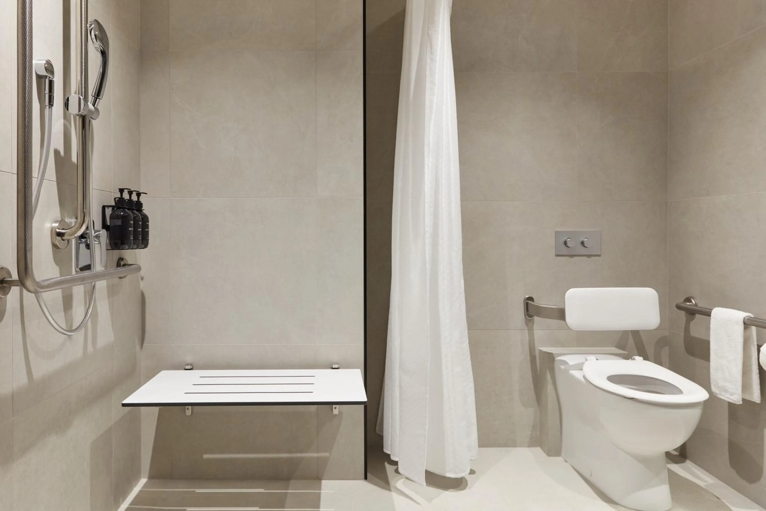 acessibility in Hotel Indigo Auckland by IHG