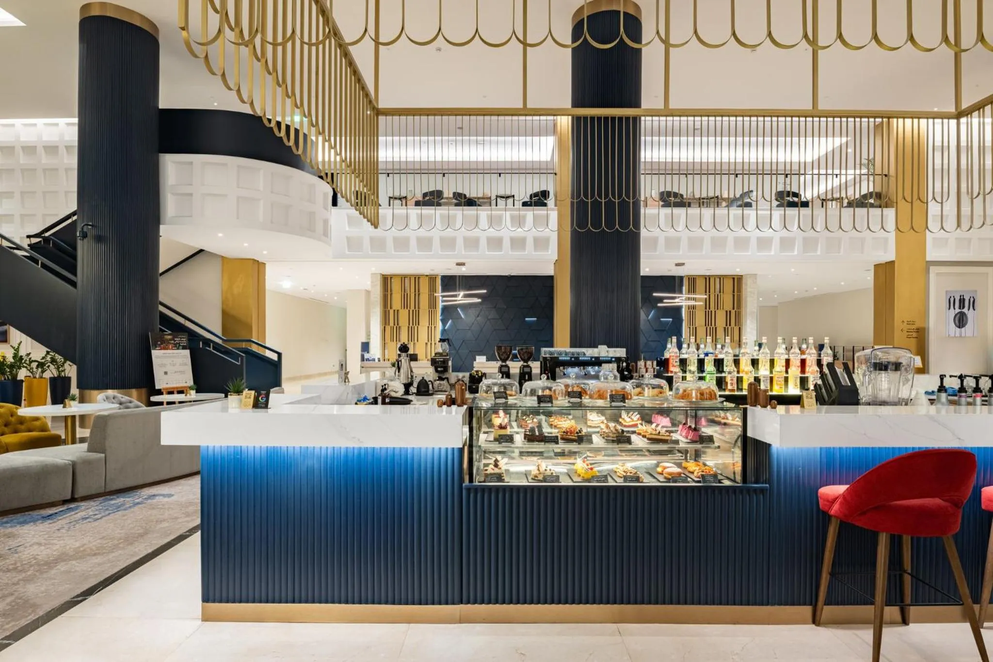 Lounge or bar in voco Jeddah Gate by IHG