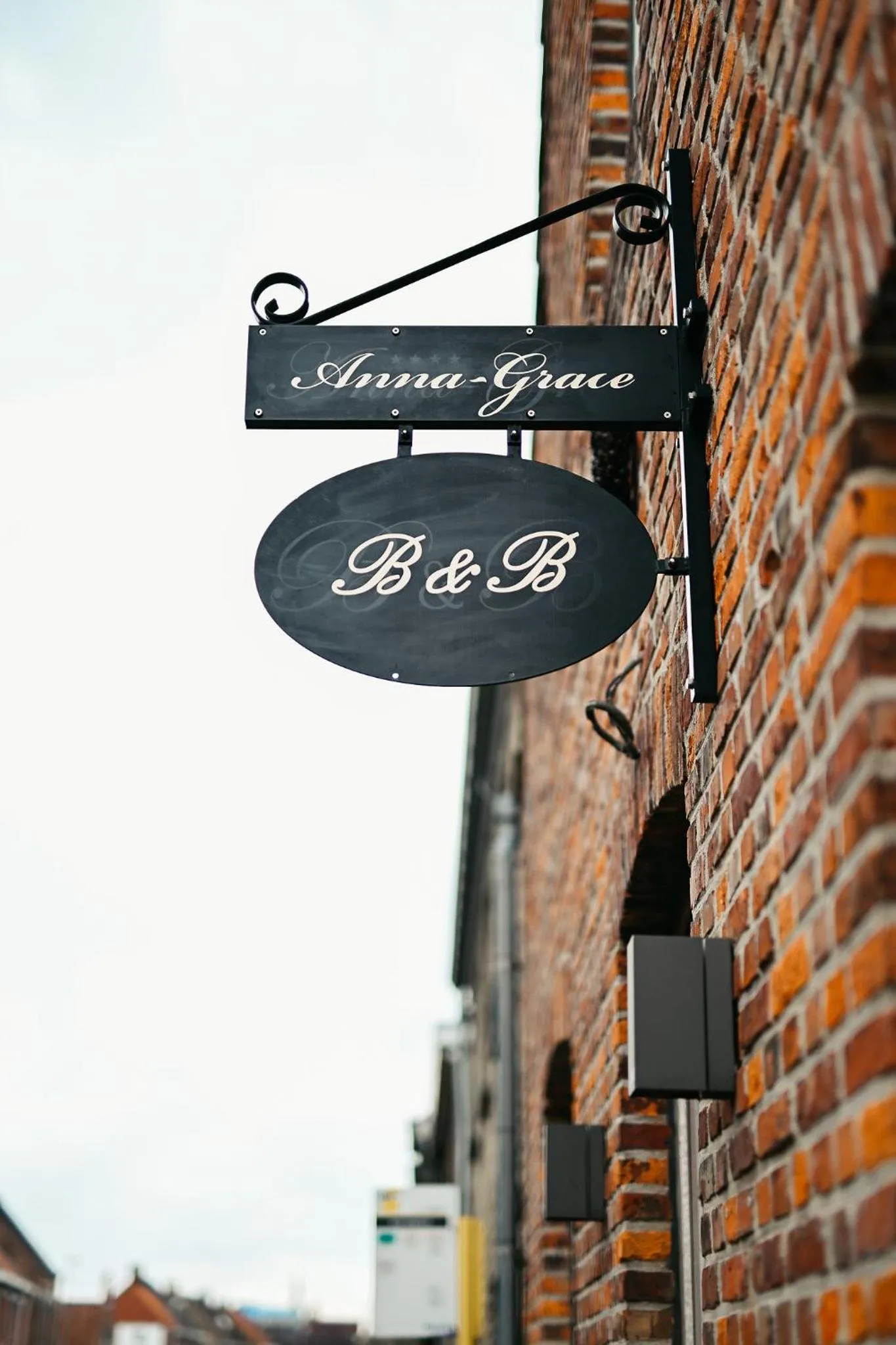 Logo/Certificate/Sign in B&B Anna-Grace