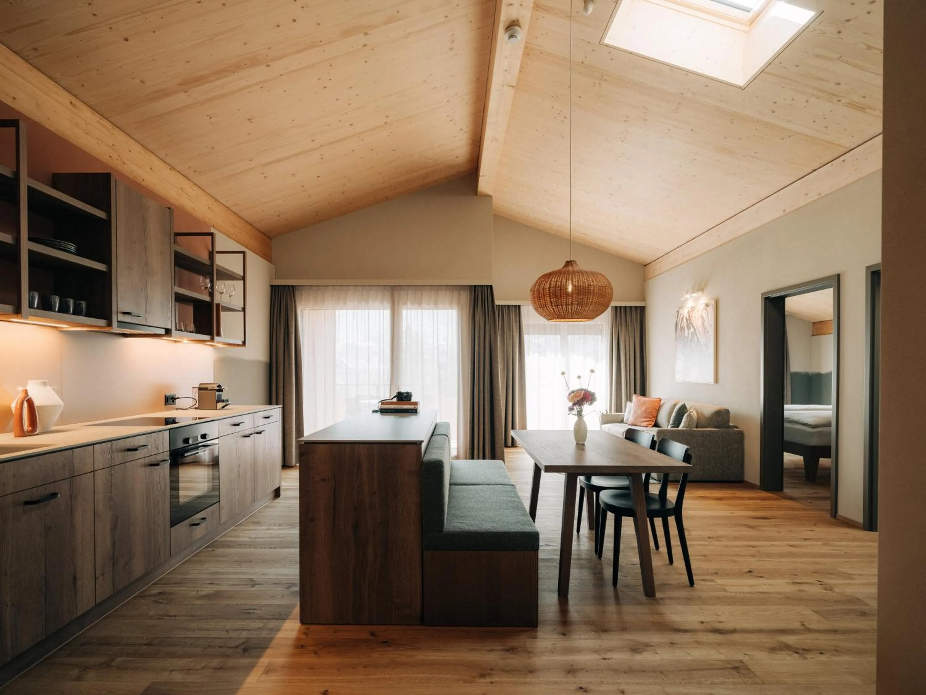 Photo of the whole room in KURVE Apartments & Lounge