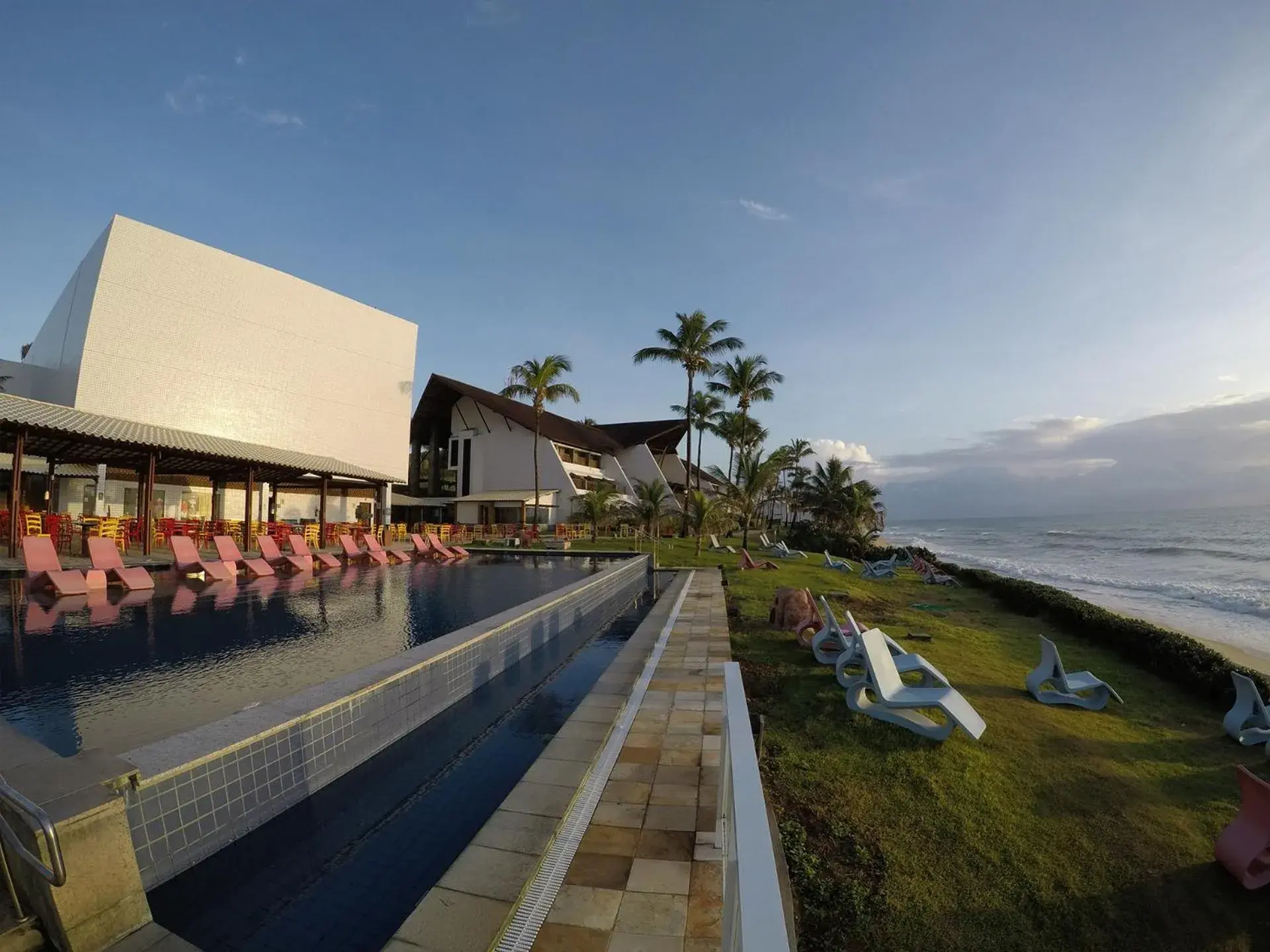 Property building in Vila do Mar by GoldMen Hospitality Property building in Vila do Mar by GoldMen Hospitality