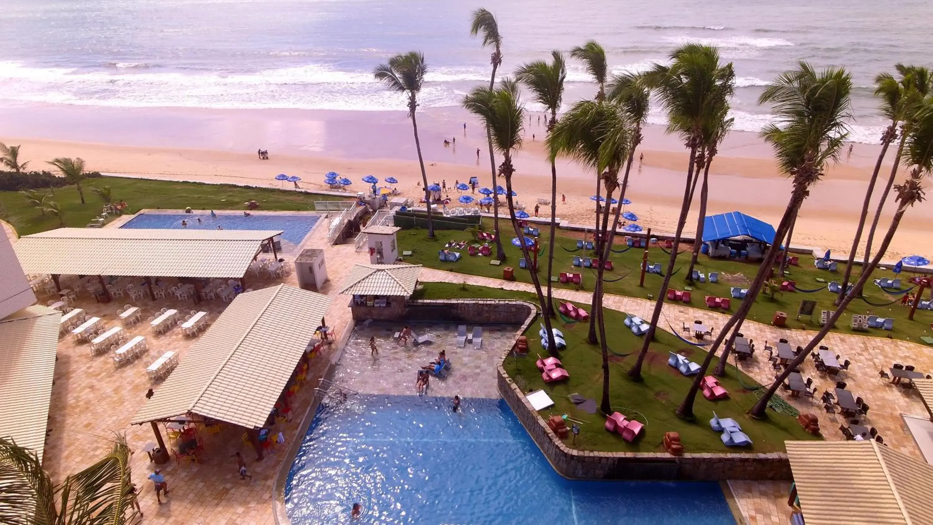 Property building in Vila do Mar by GoldMen Hospitality Property building in Vila do Mar by GoldMen Hospitality