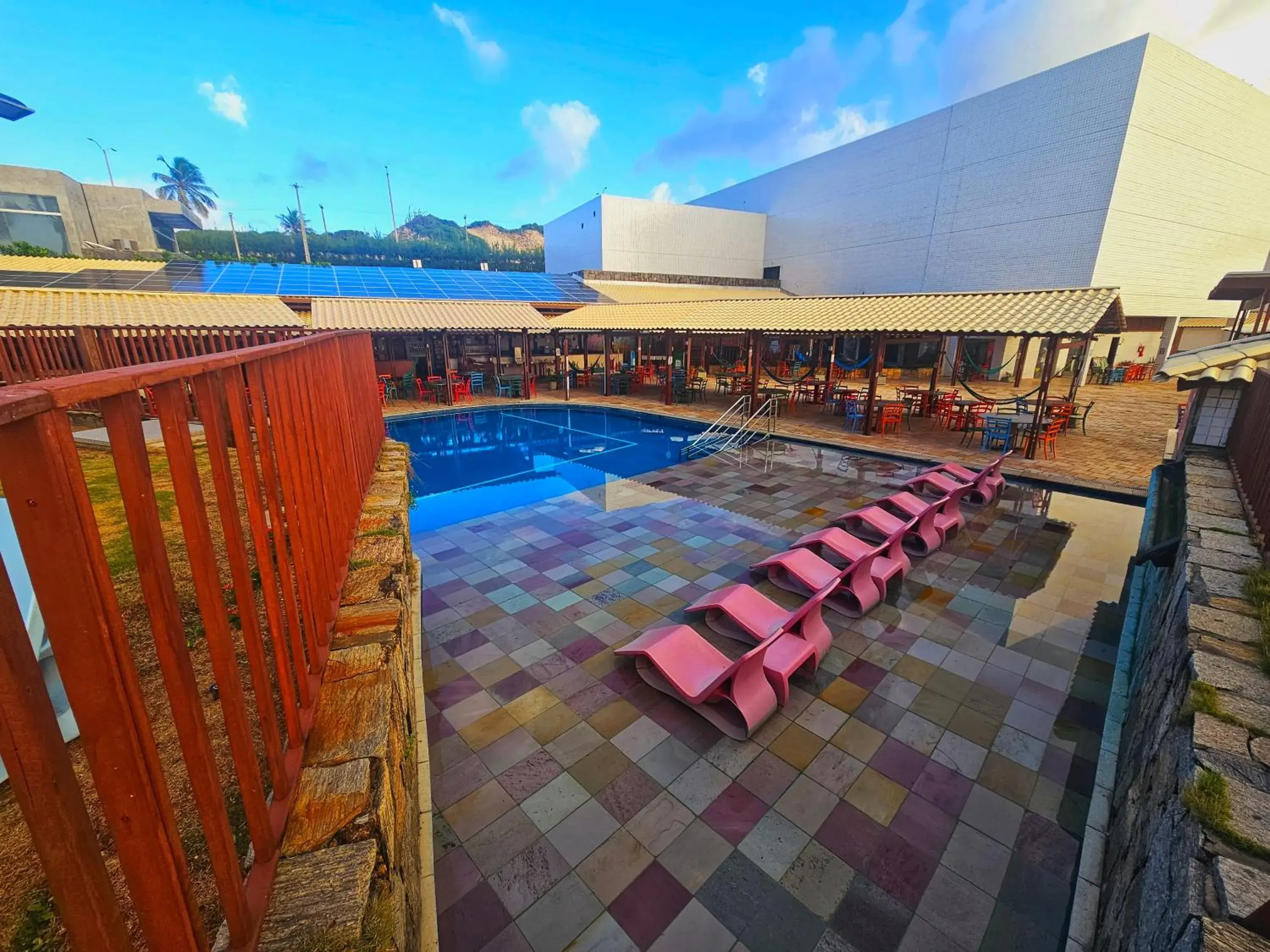 Pool view in Vila do Mar by GoldMen Hospitality Pool view in Vila do Mar by GoldMen Hospitality