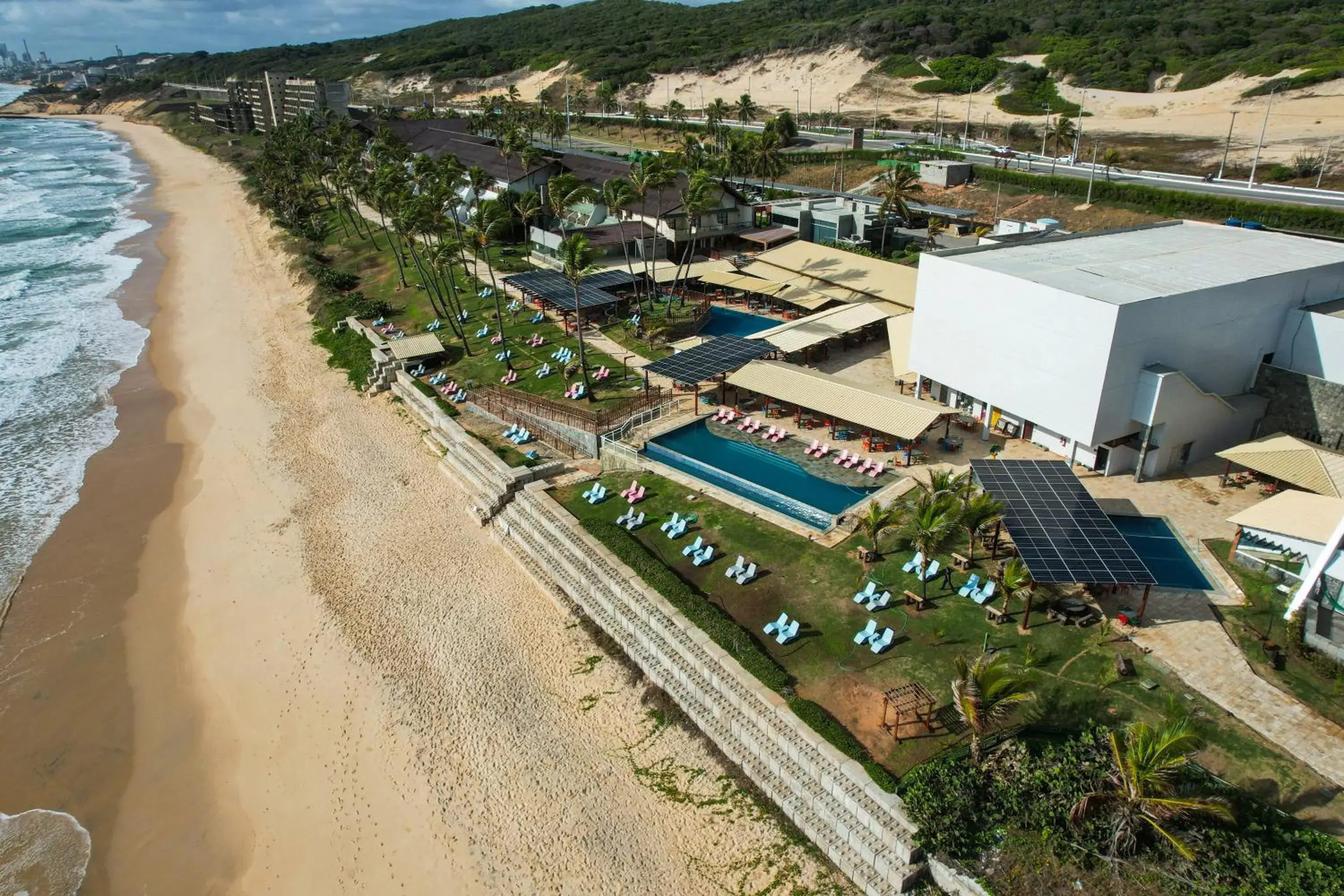 Property building in Vila do Mar by GoldMen Hospitality Property building in Vila do Mar by GoldMen Hospitality